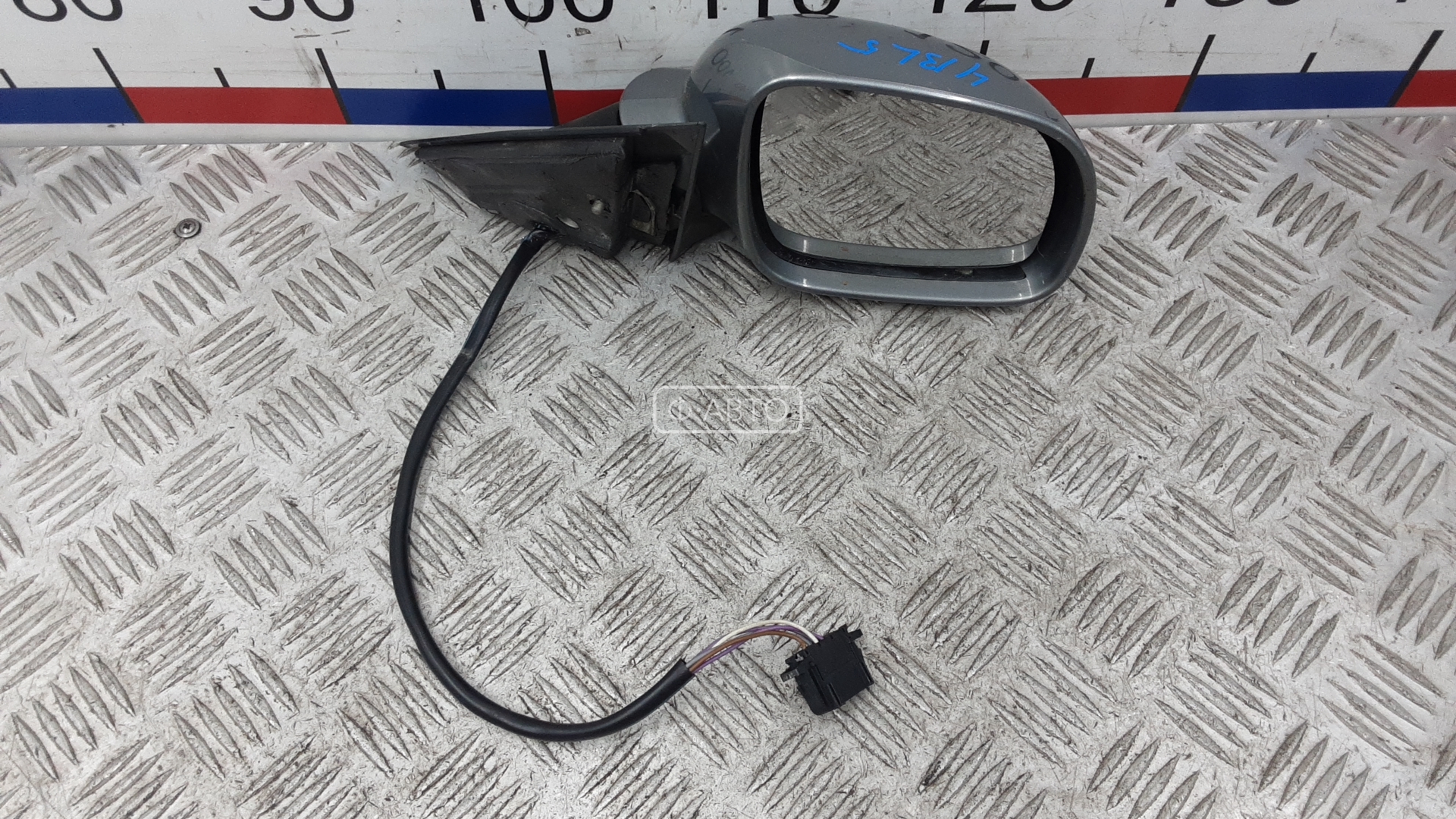 Зеркало наружное правое