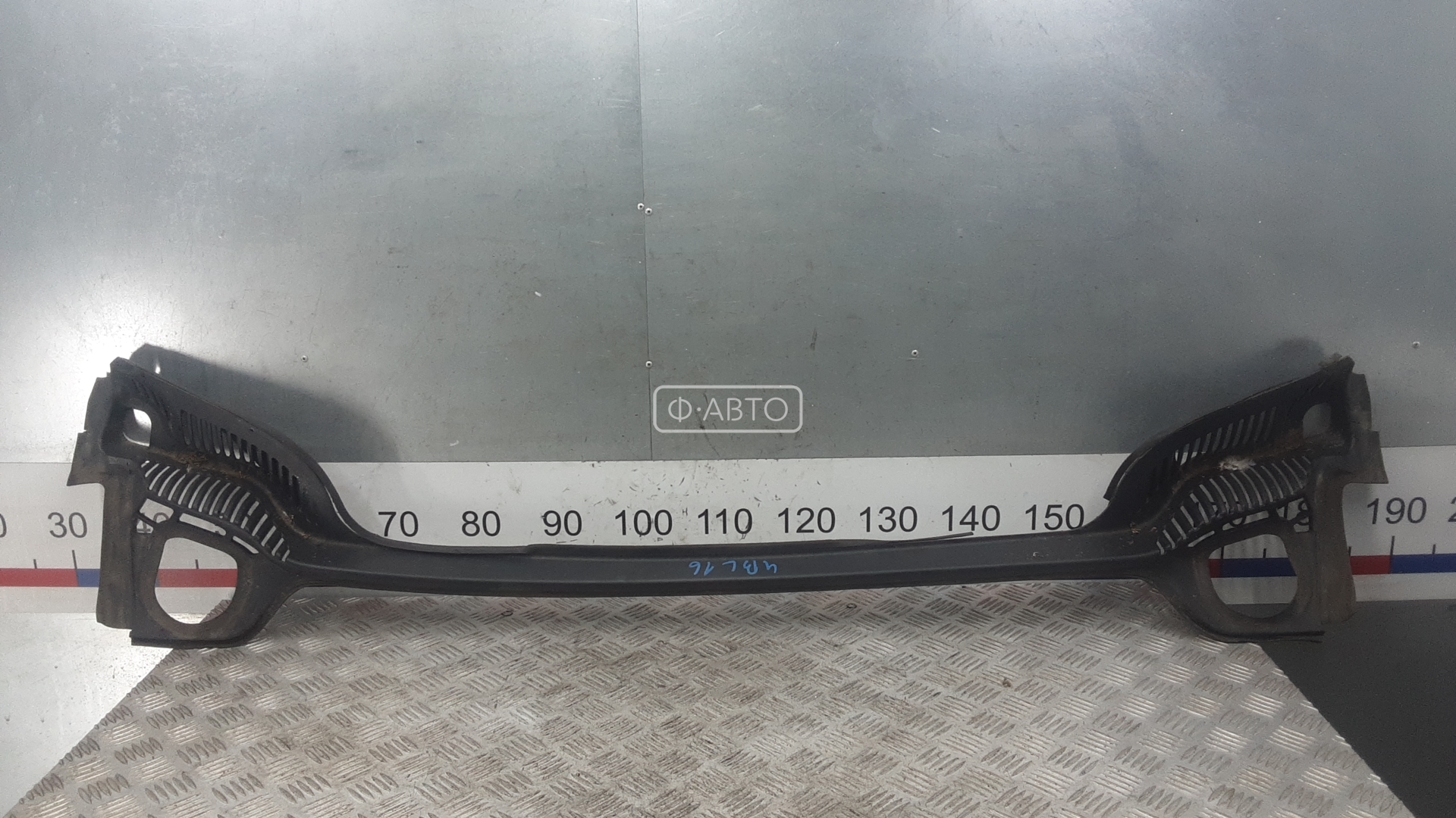 Накладка декоративная (жабо, дождевик)