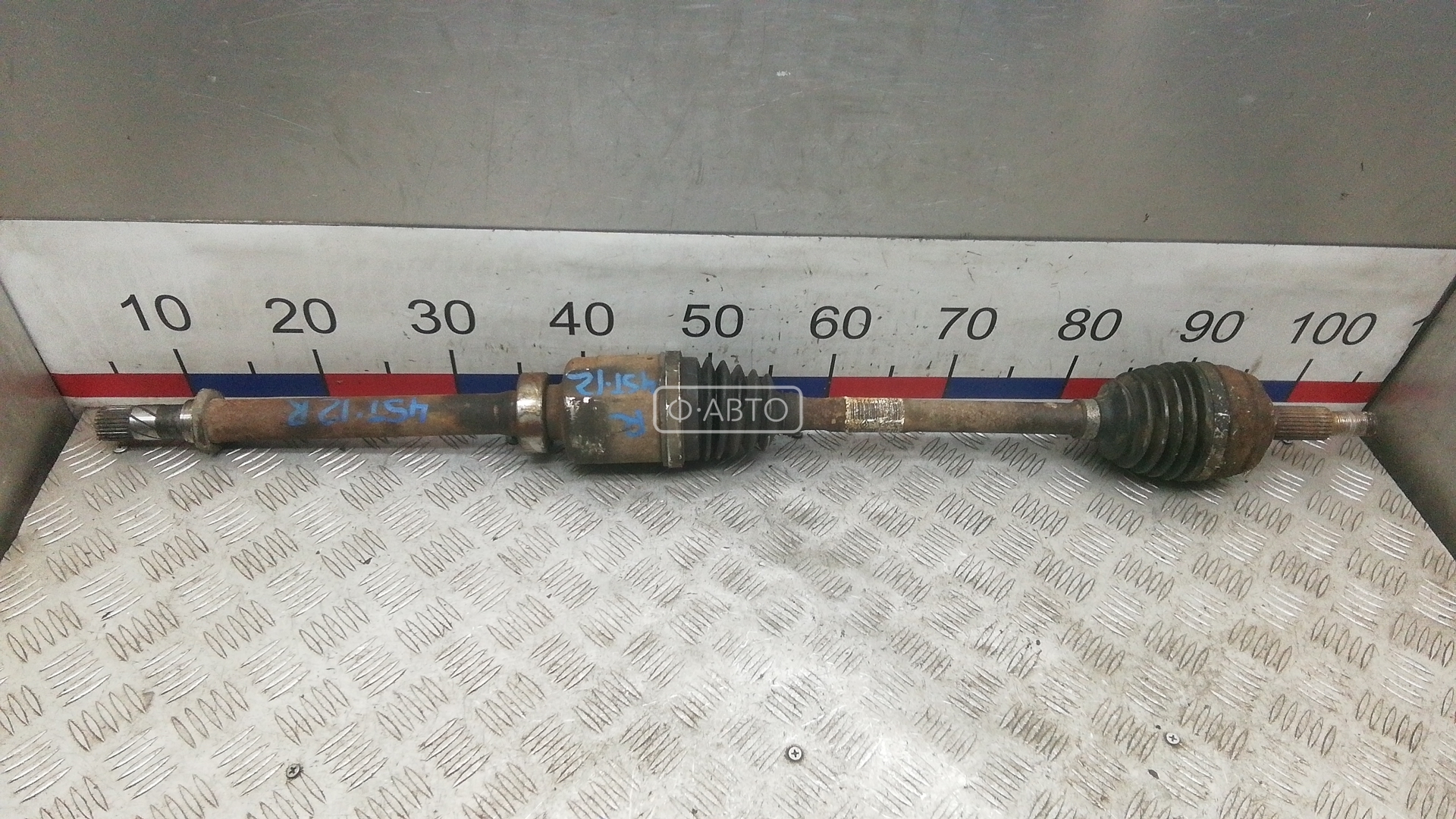 Привод передний правый