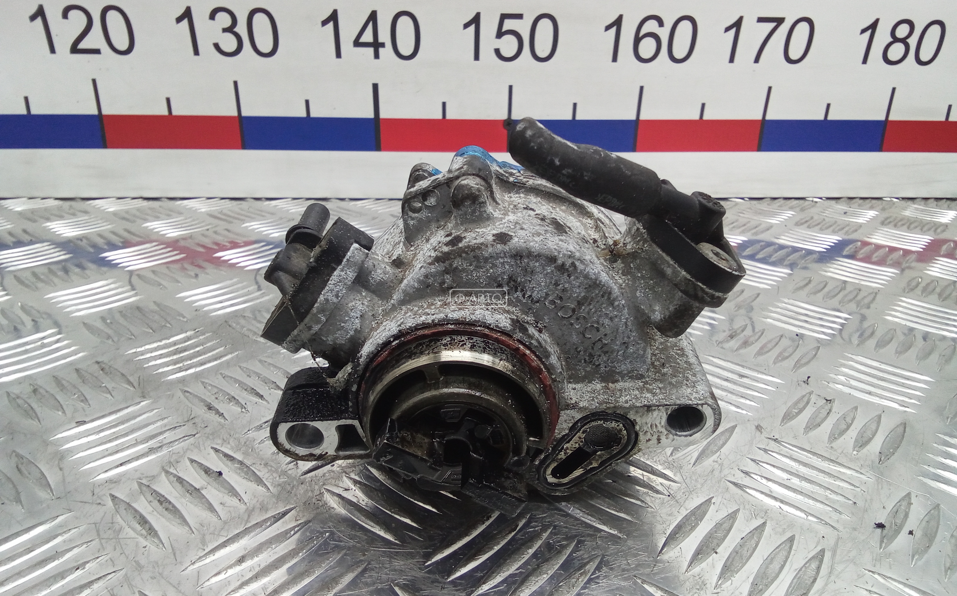 Насос вакуумный