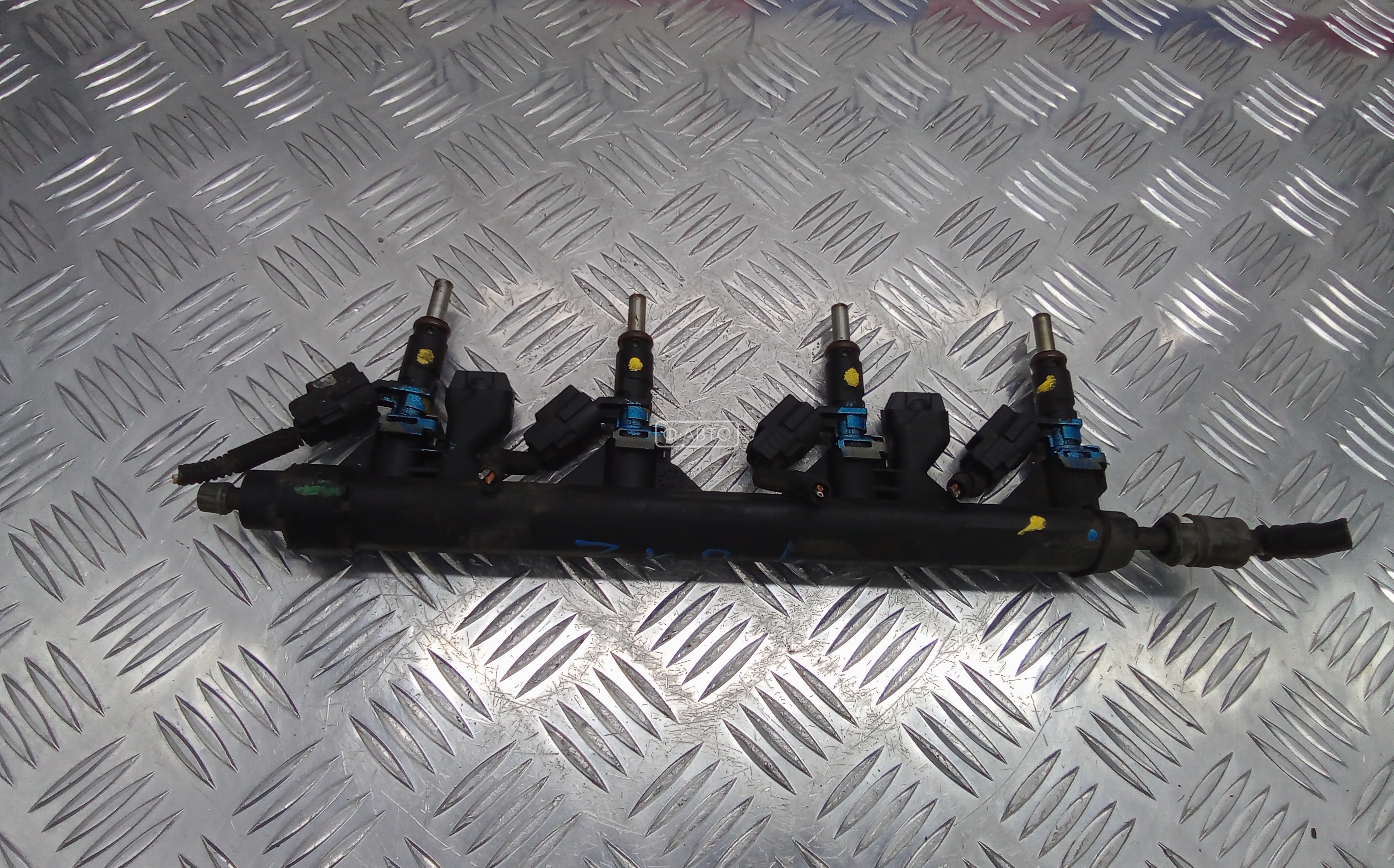 Топливная рампа бензиновая