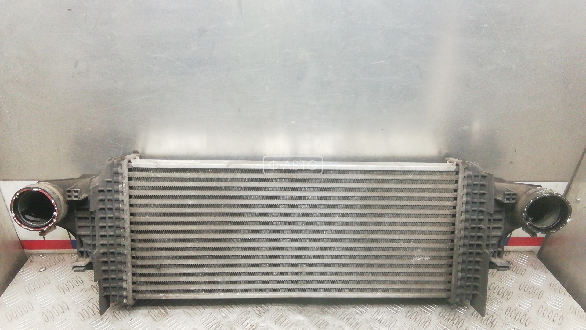 Радиатор интеркулера