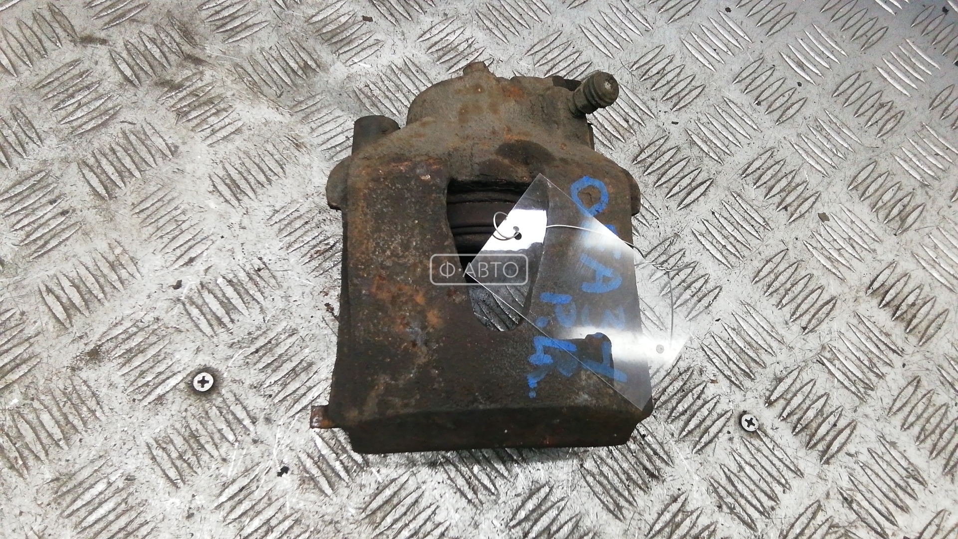 Суппорт тормозной передний левый