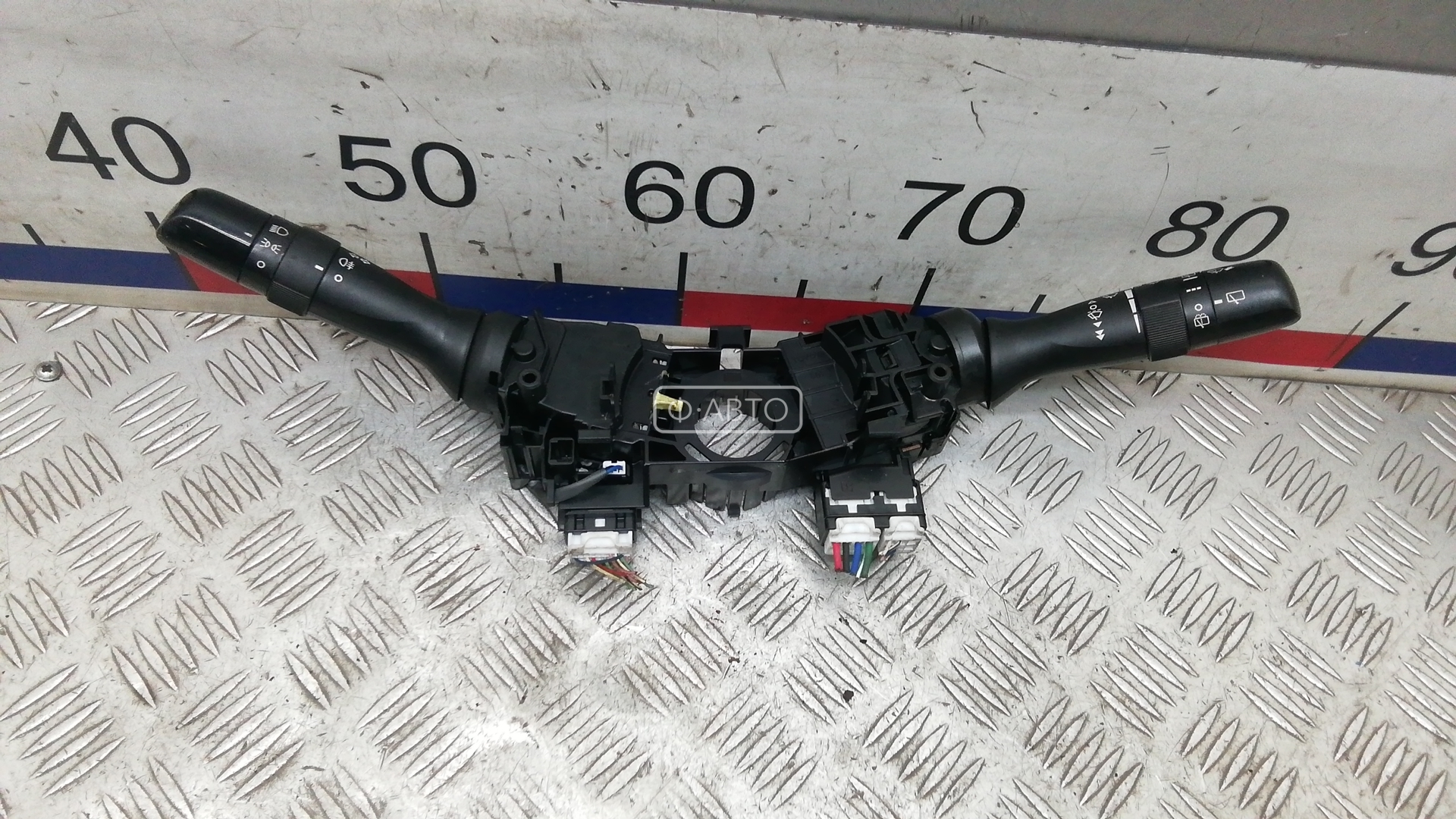 Переключатель поворотов и дворников (стрекоза)