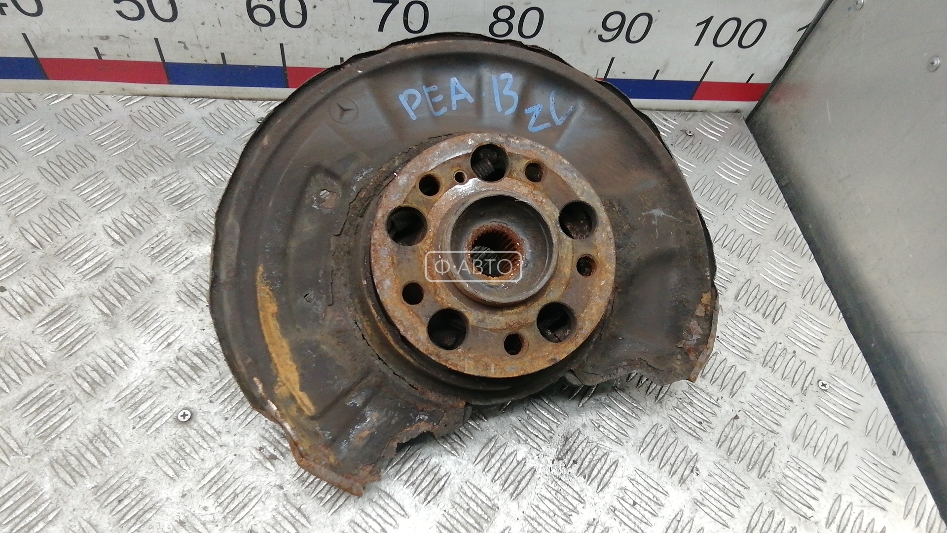 Ступица задняя левая