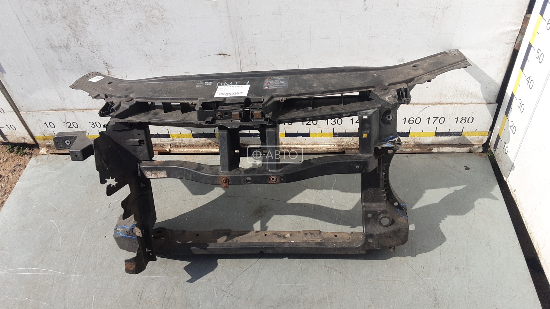 Передняя панель крепления облицовки (телевизор)