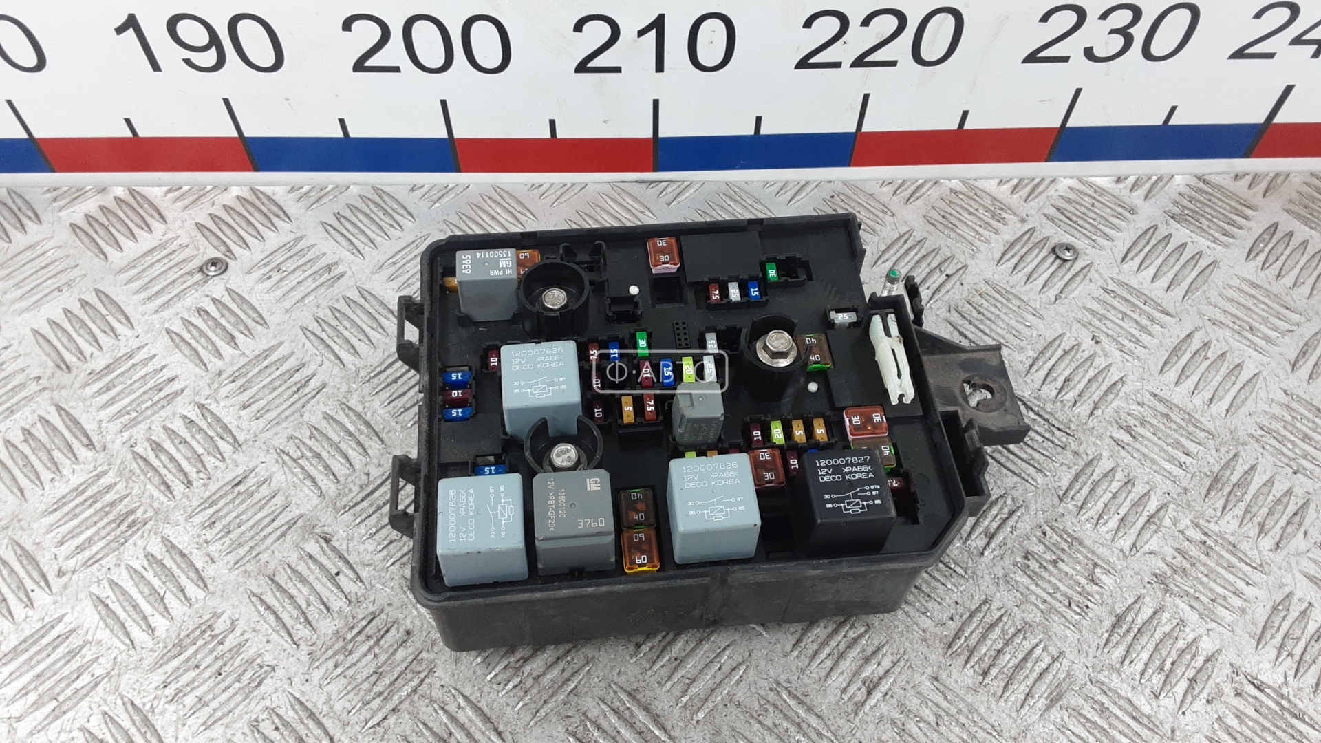 Блок предохранителей