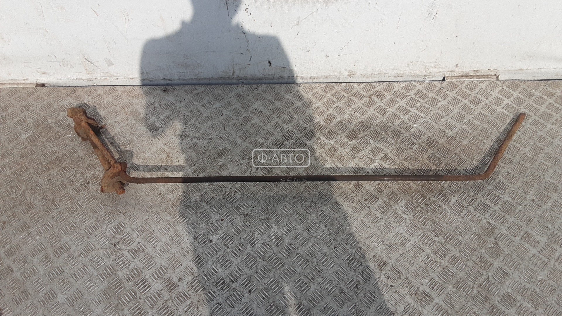 Стабилизатор поперечной устойчивости заднего моста