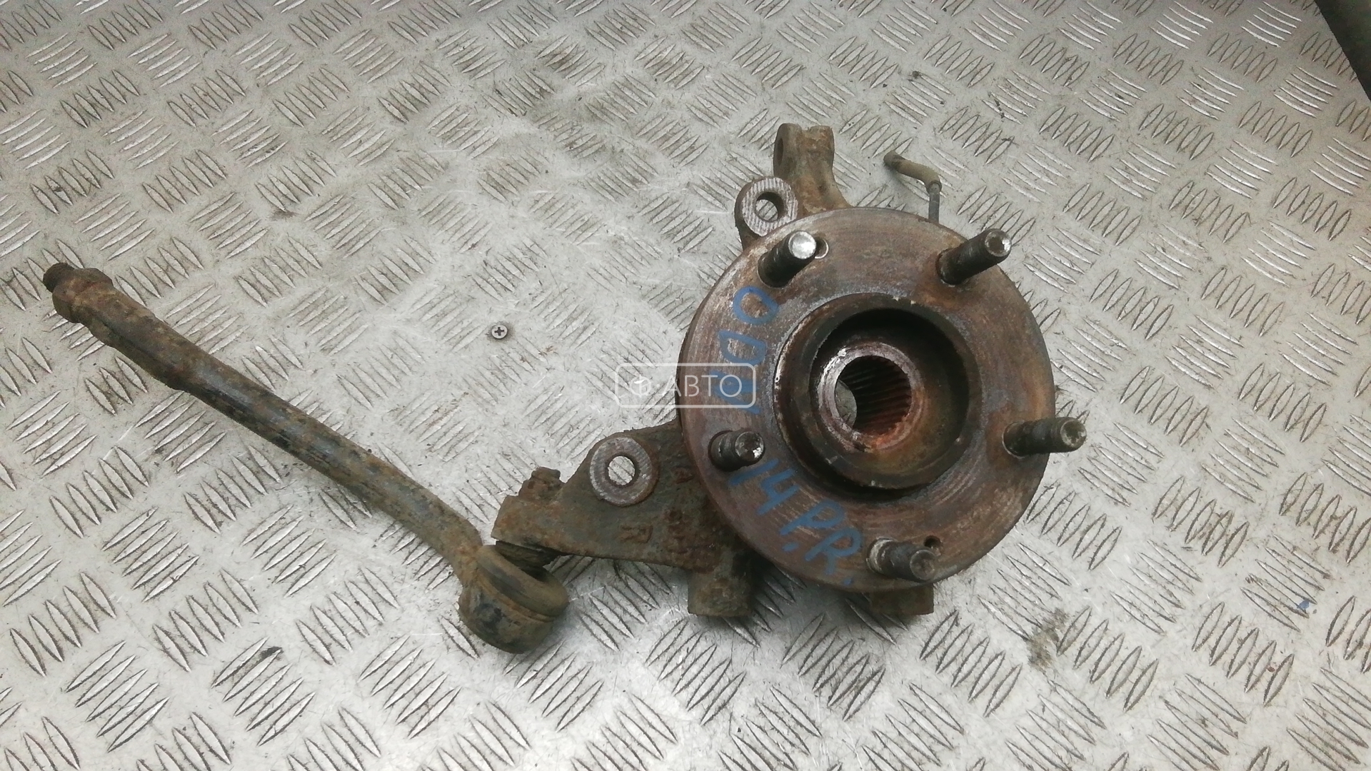 Ступица передняя правая