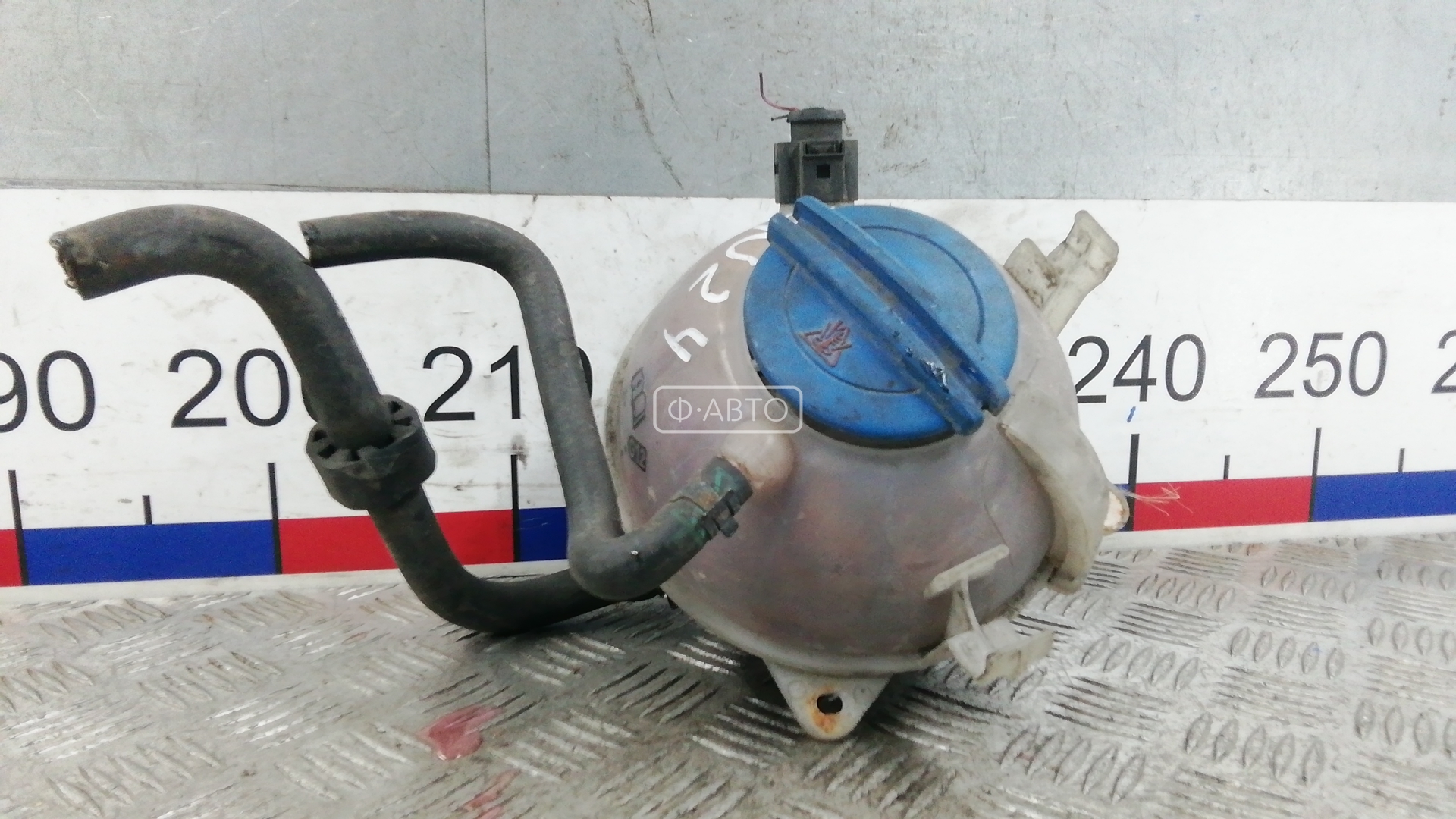 Бачок расширительный