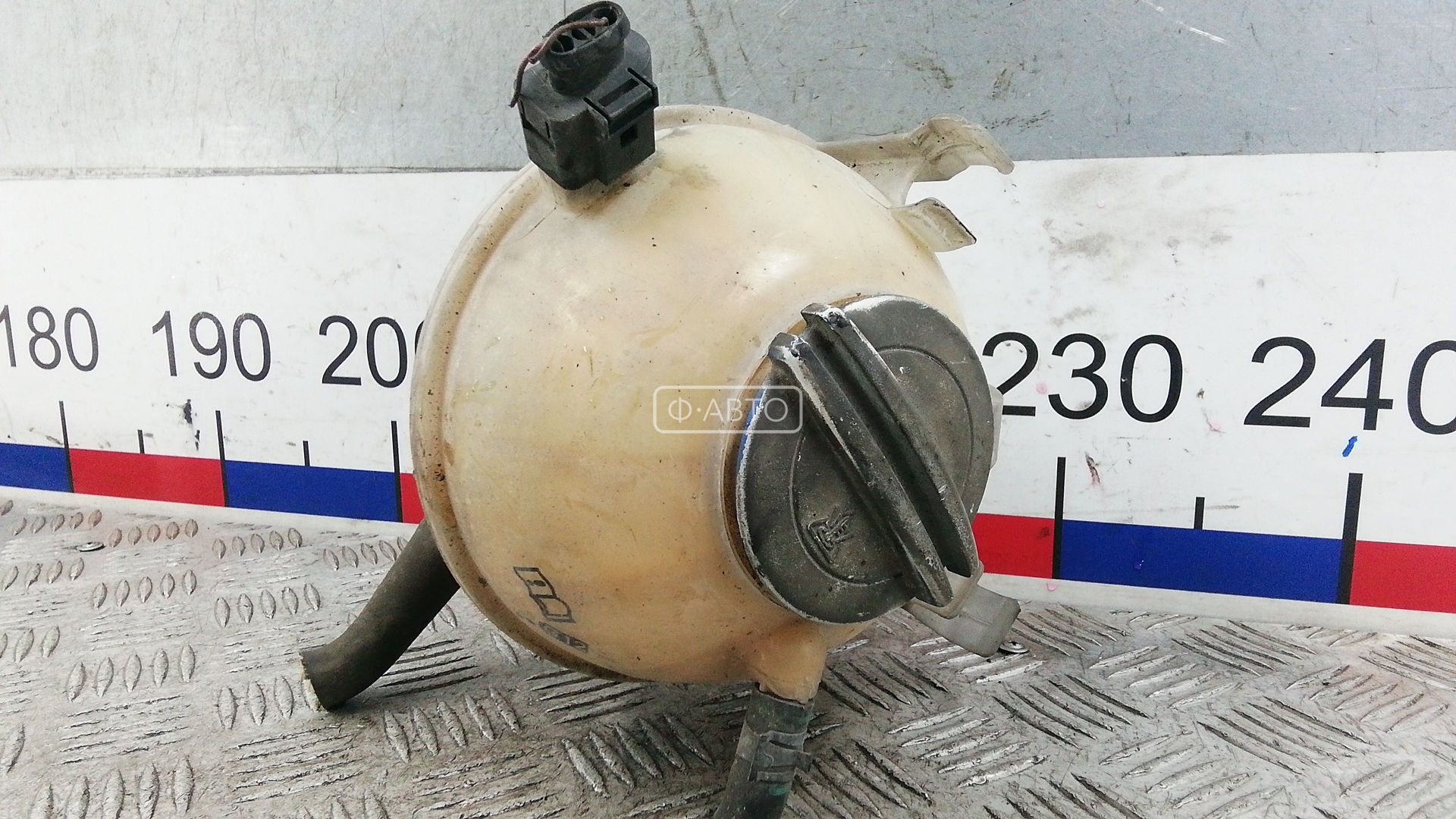 Бачок расширительный