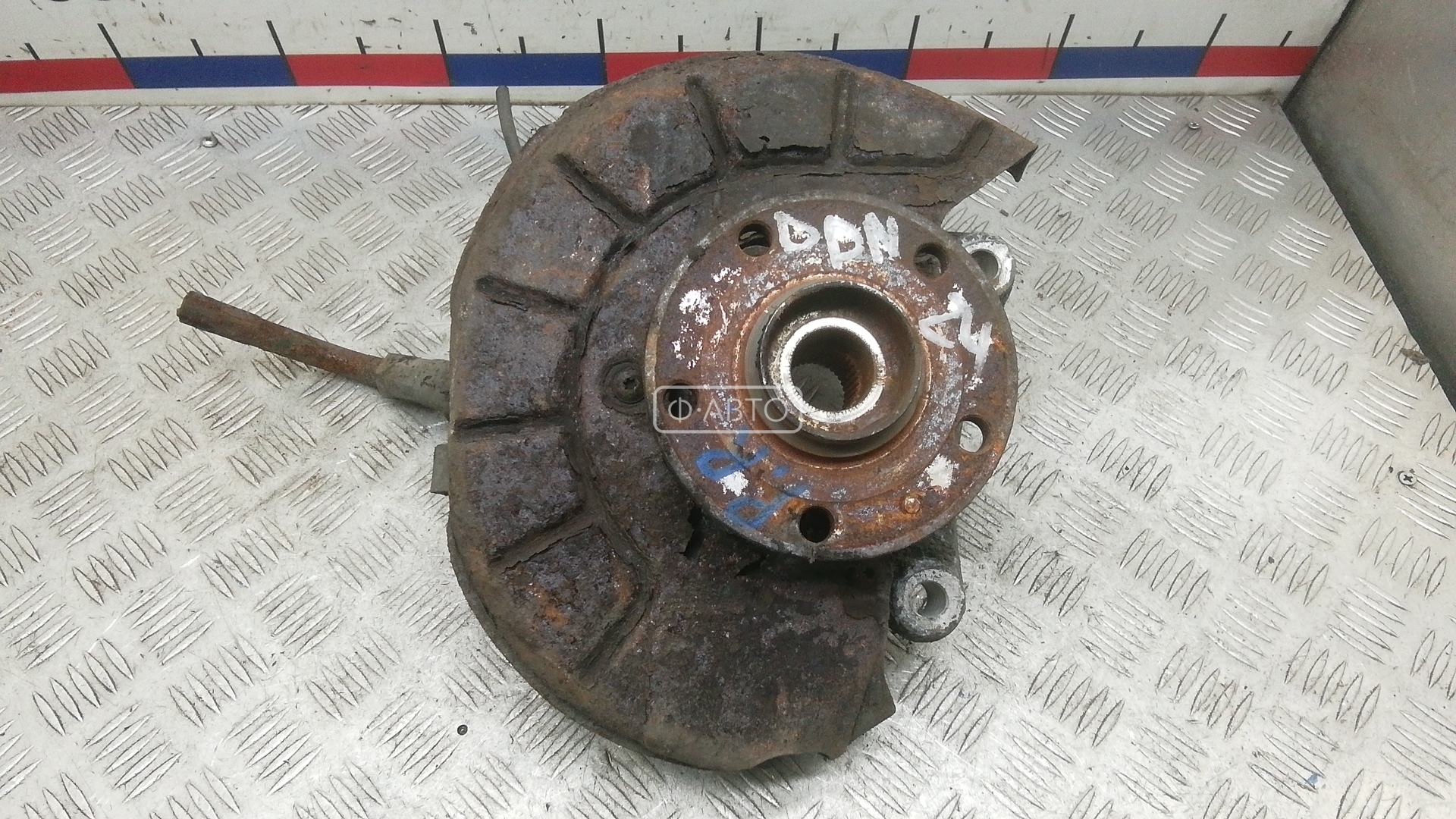 Ступица передняя правая