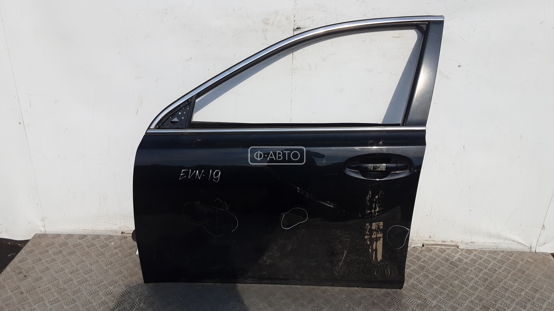 Дверь передняя левая