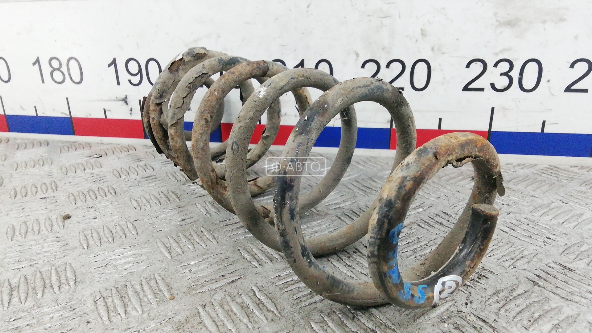 Пружина задняя