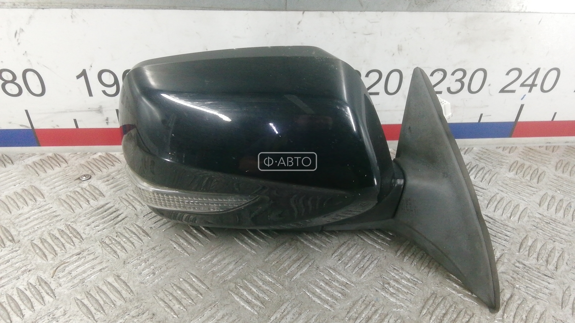 Зеркало наружное правое