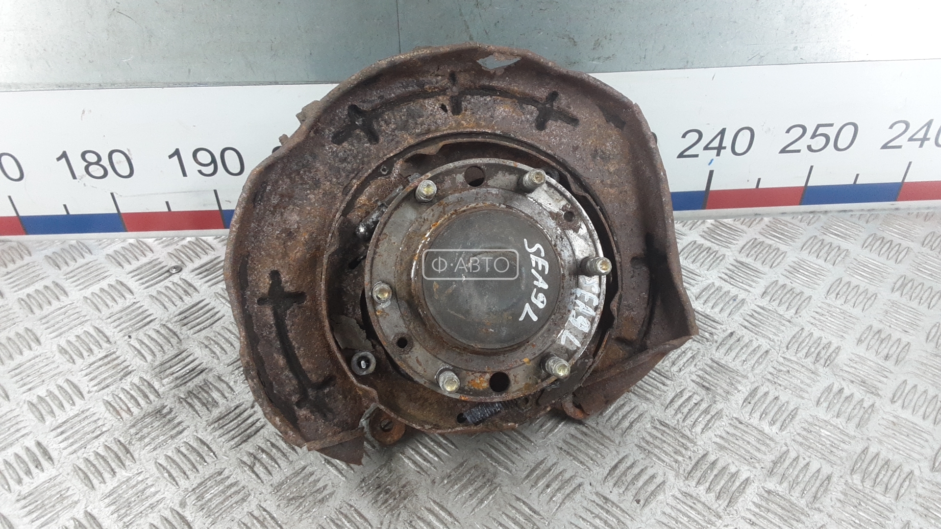 Ступица задняя левая