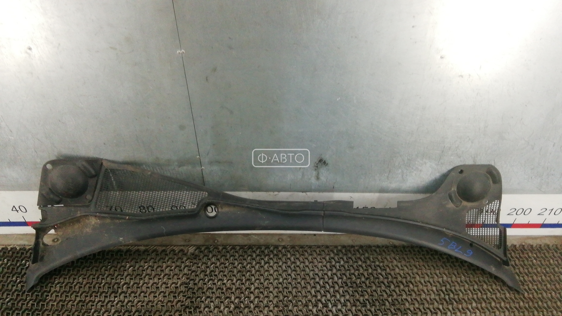 Накладка декоративная (жабо, дождевик)