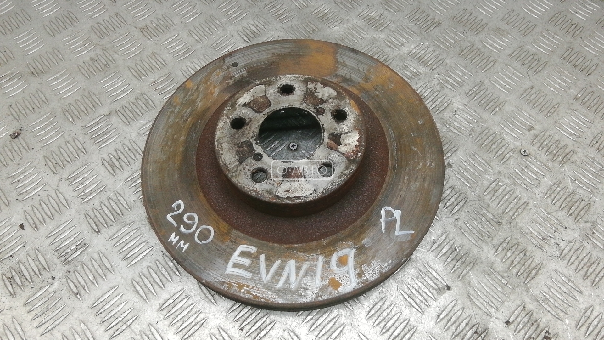 Диск тормозной передний