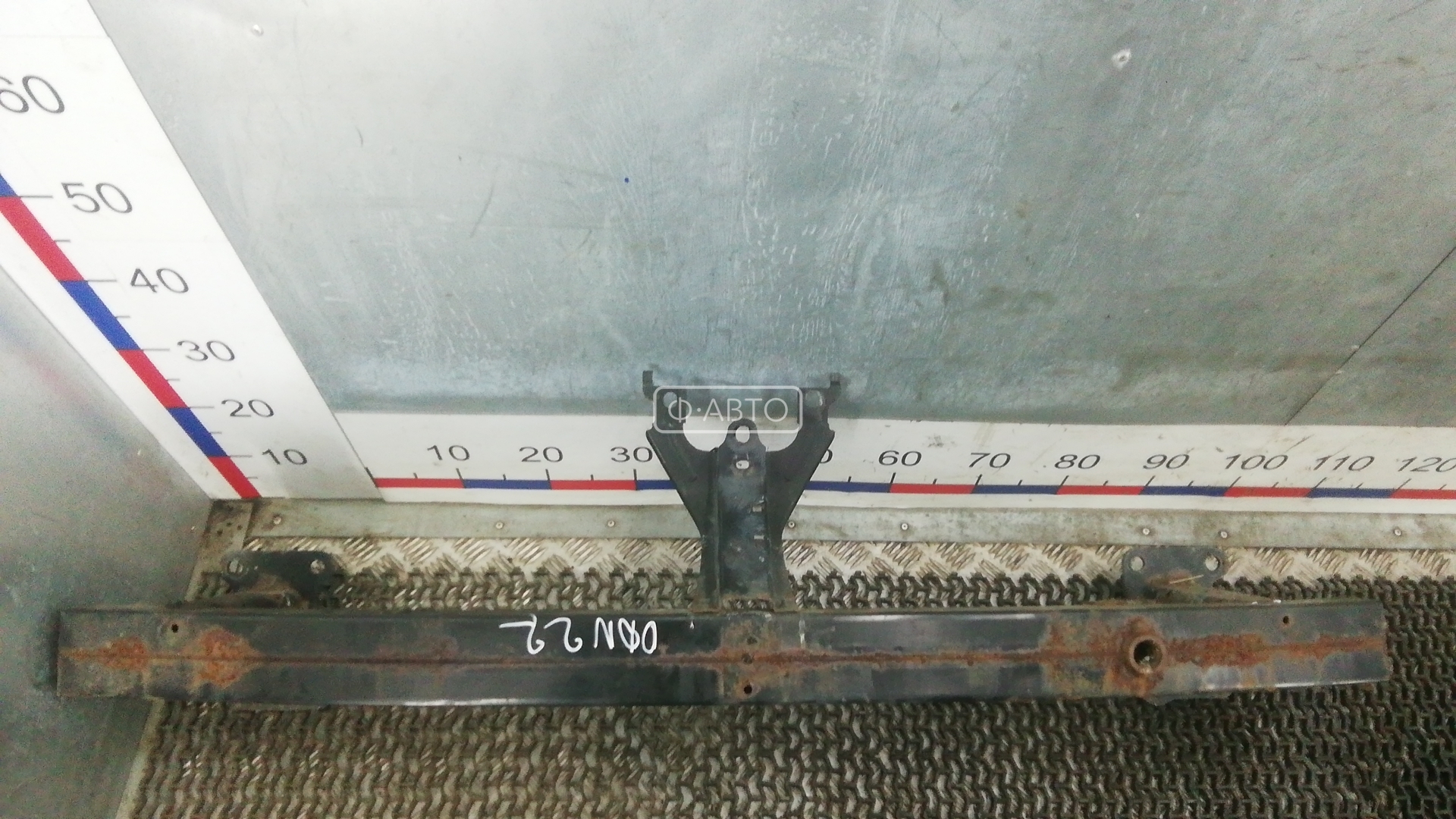 Усилитель бампера передний (кронштейн)