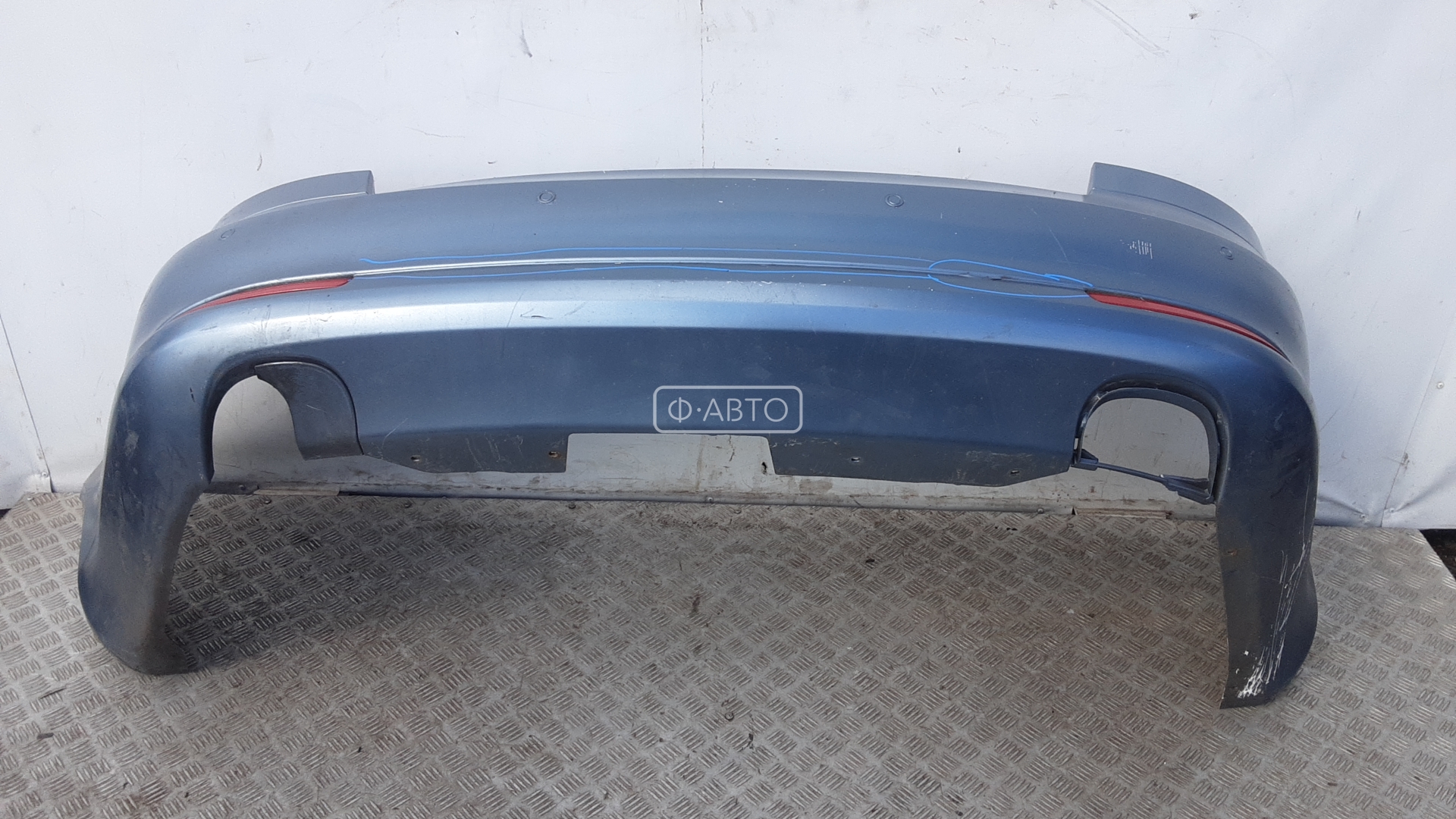 Бампер задний