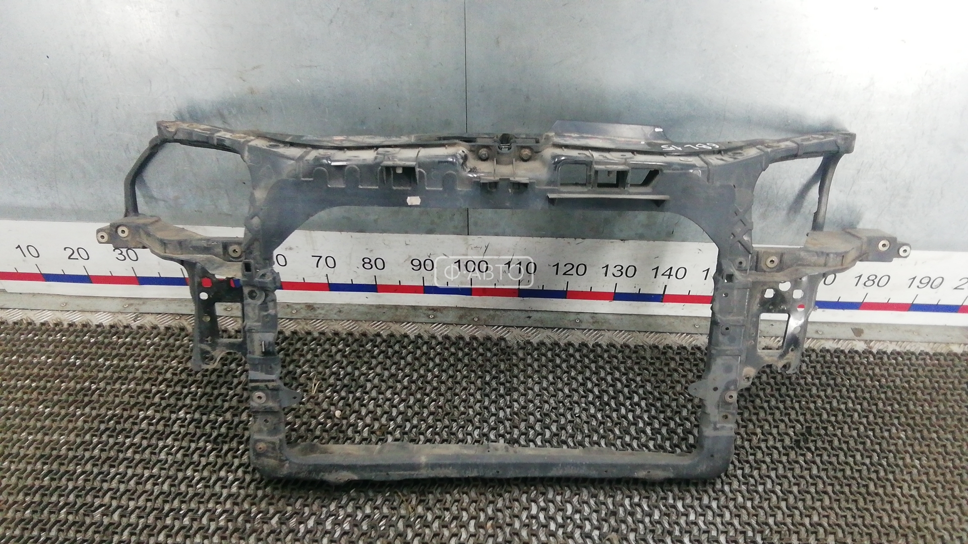 Передняя панель крепления облицовки (телевизор)