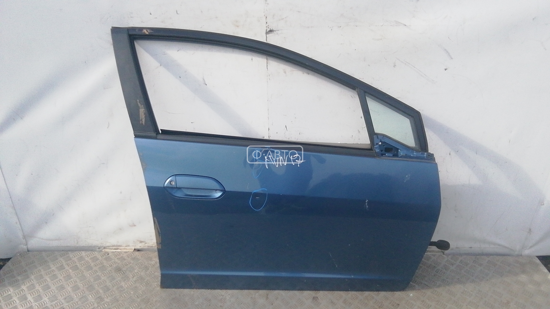 Дверь передняя правая