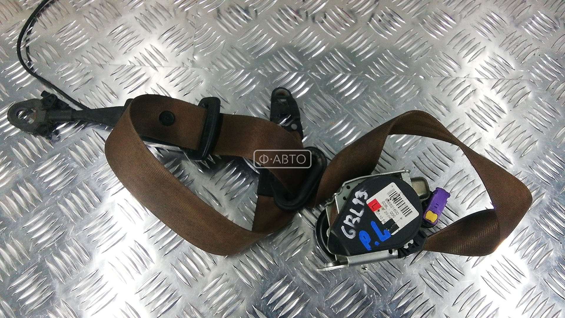 Ремень безопасности с пиропатроном сиденья переднего