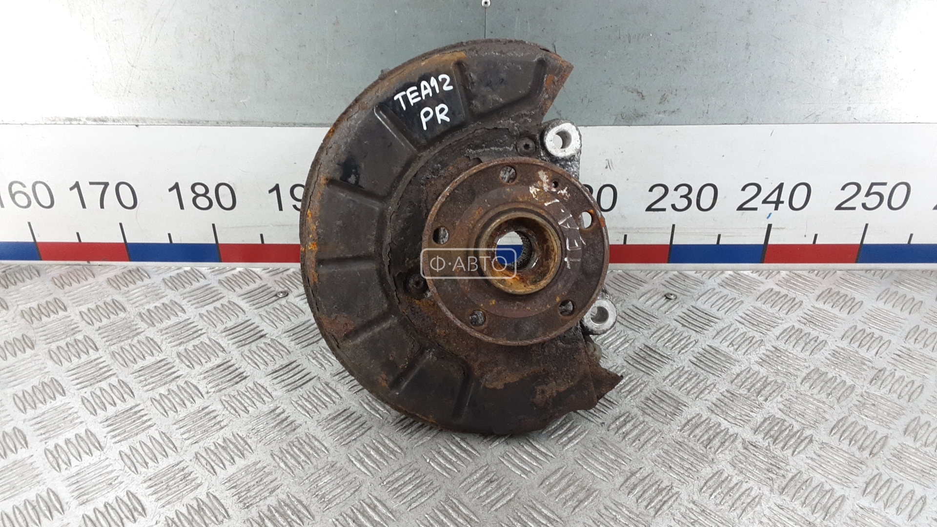 Ступица передняя правая