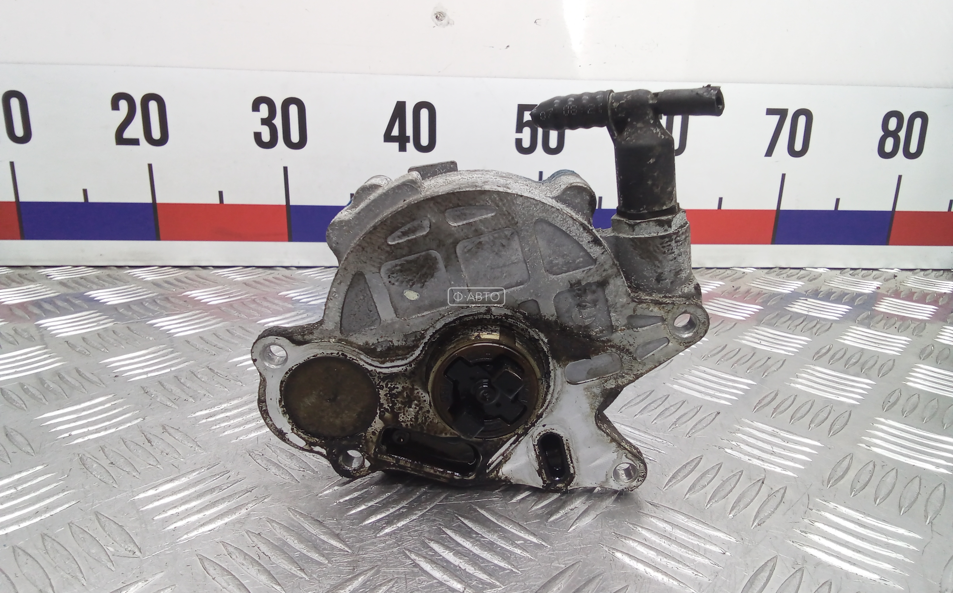 Насос вакуумный