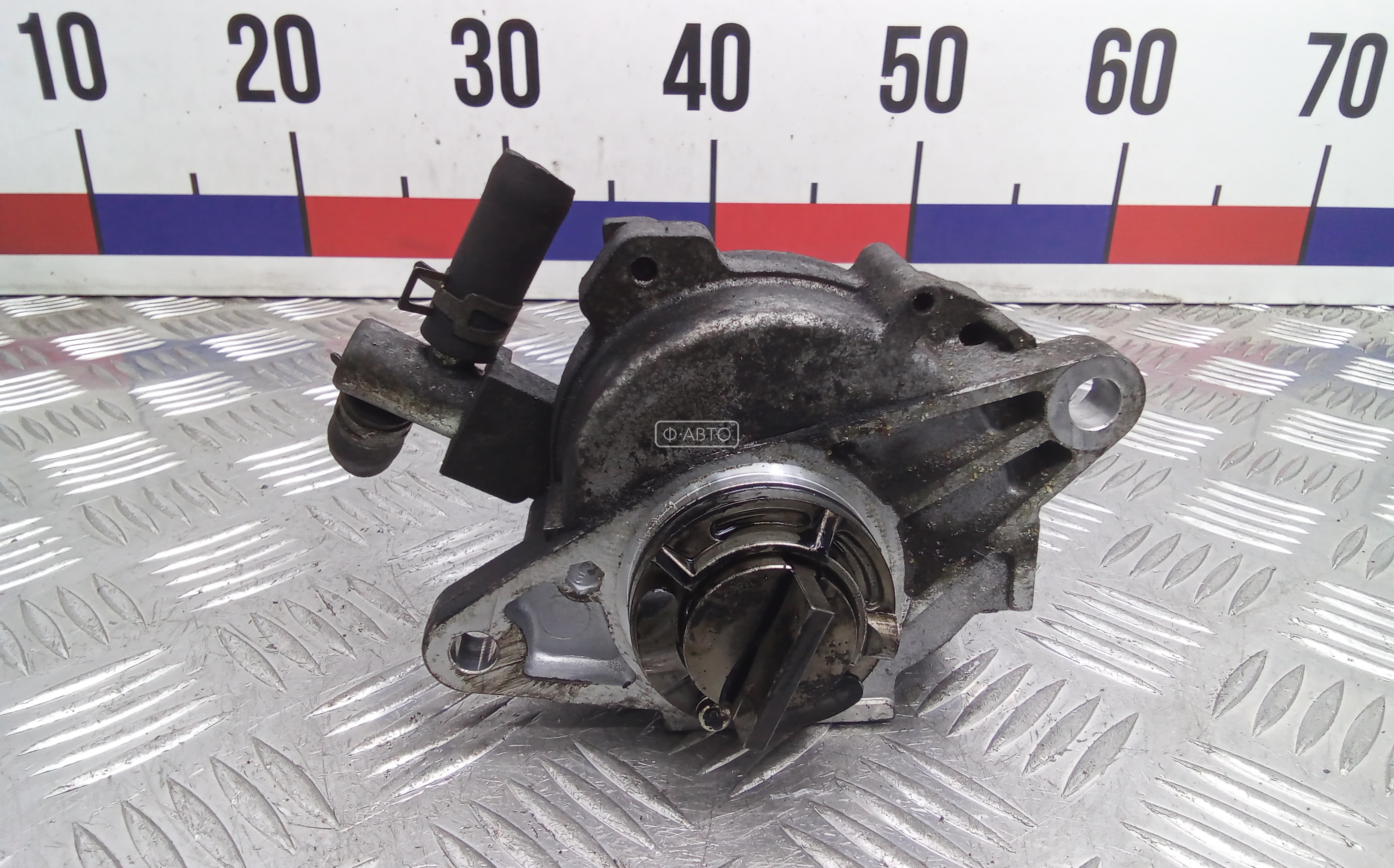 Насос вакуумный