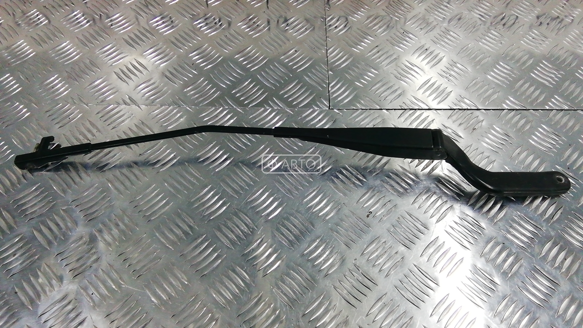 Щеткодержатель лобового стекла