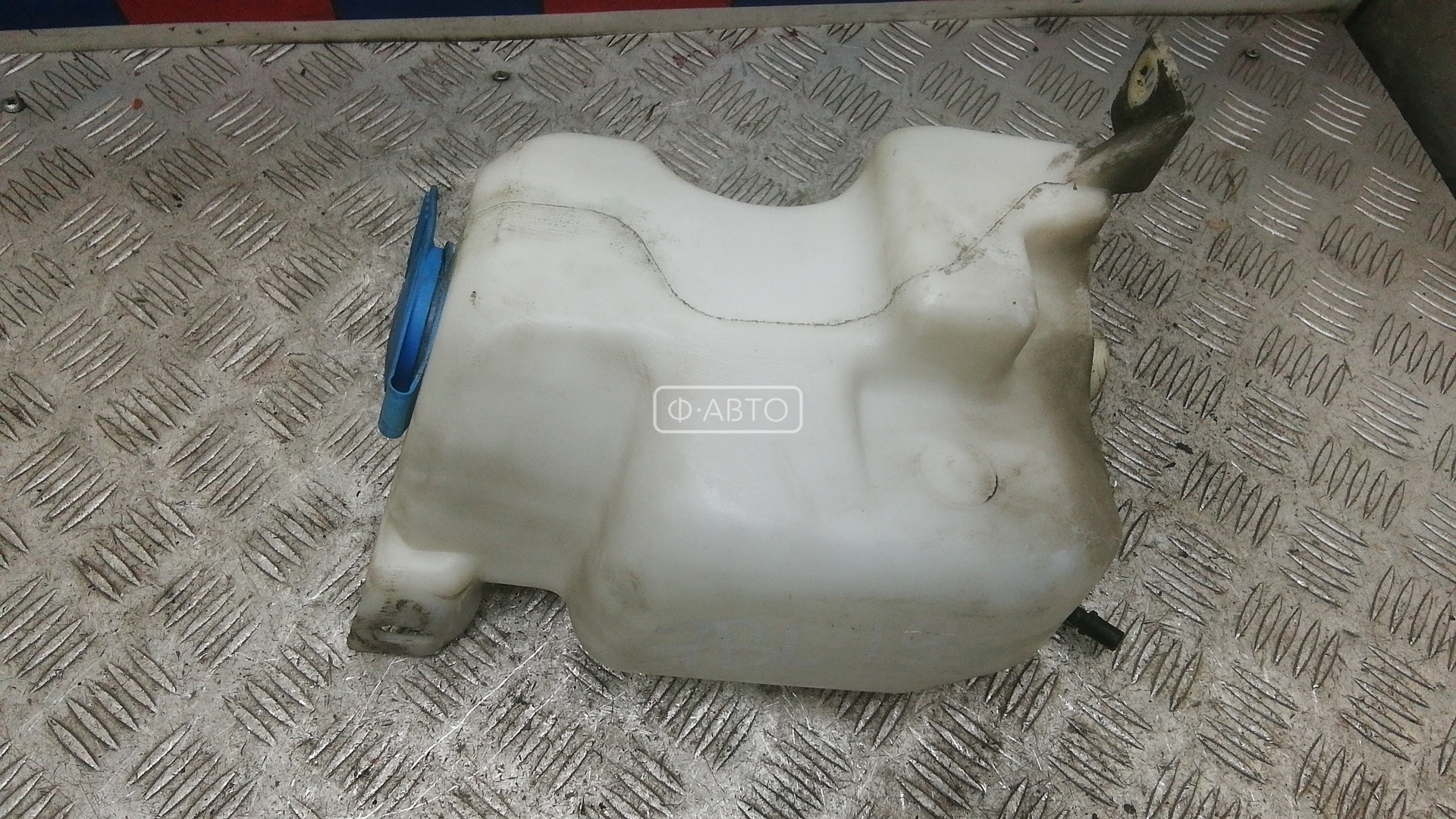 Бачок омывателя