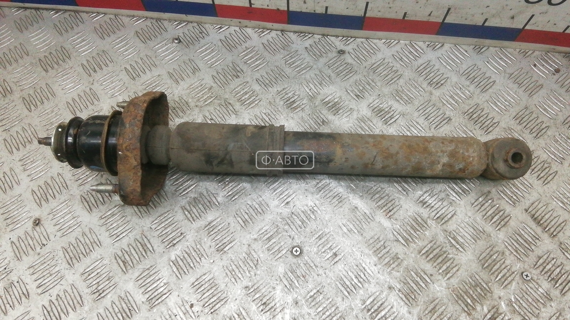 Амортизатор задний