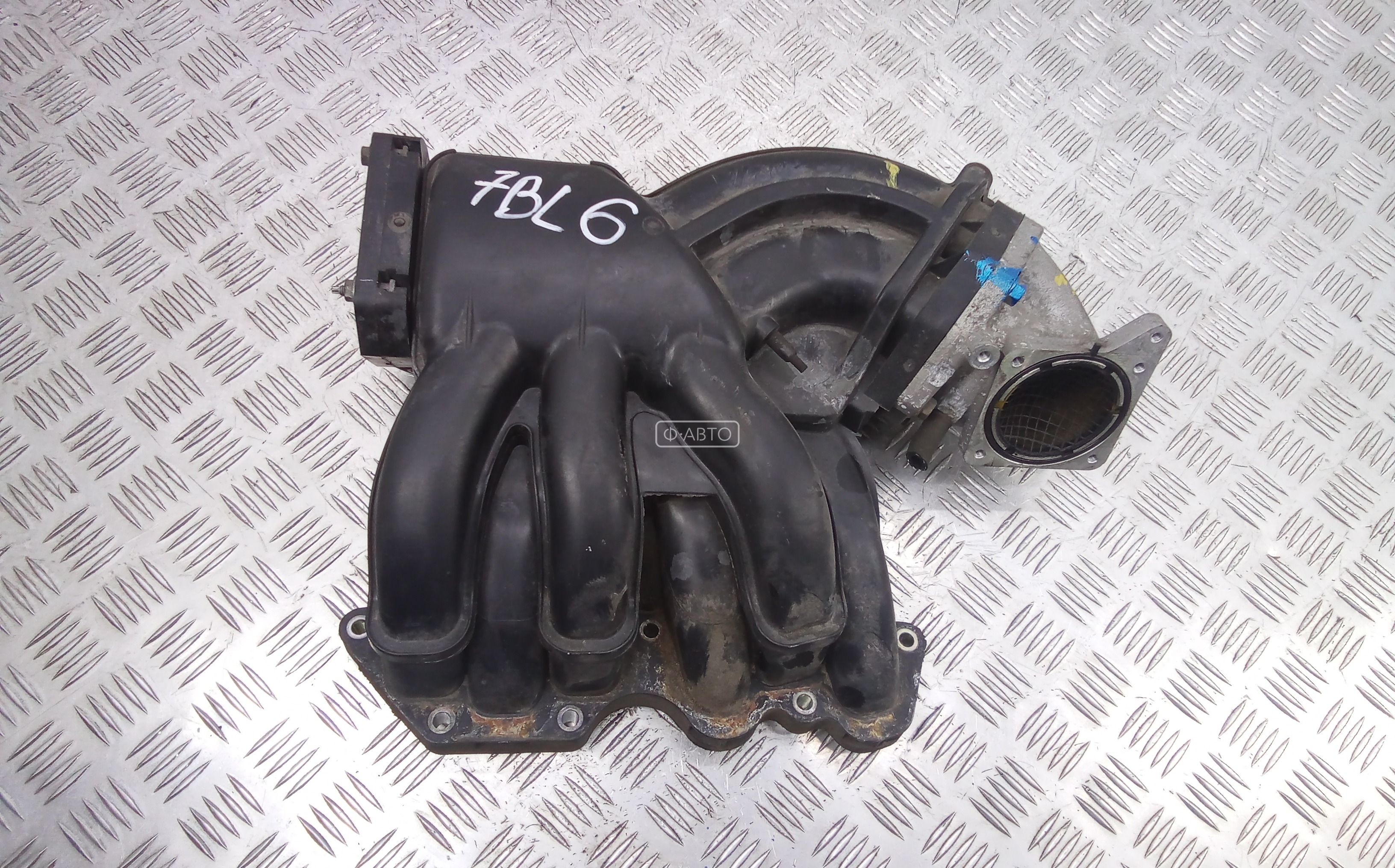 Впускной коллектор бензиновый