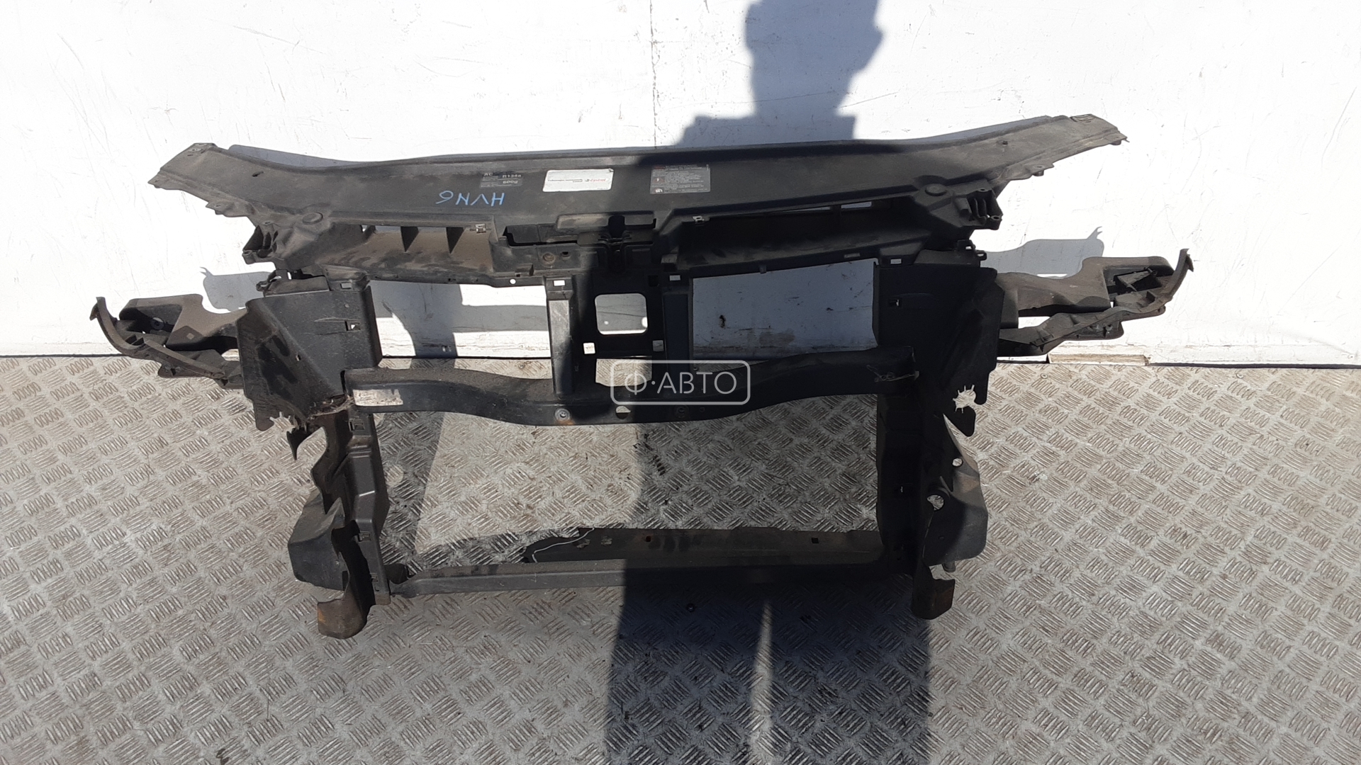 Передняя панель крепления облицовки (телевизор)