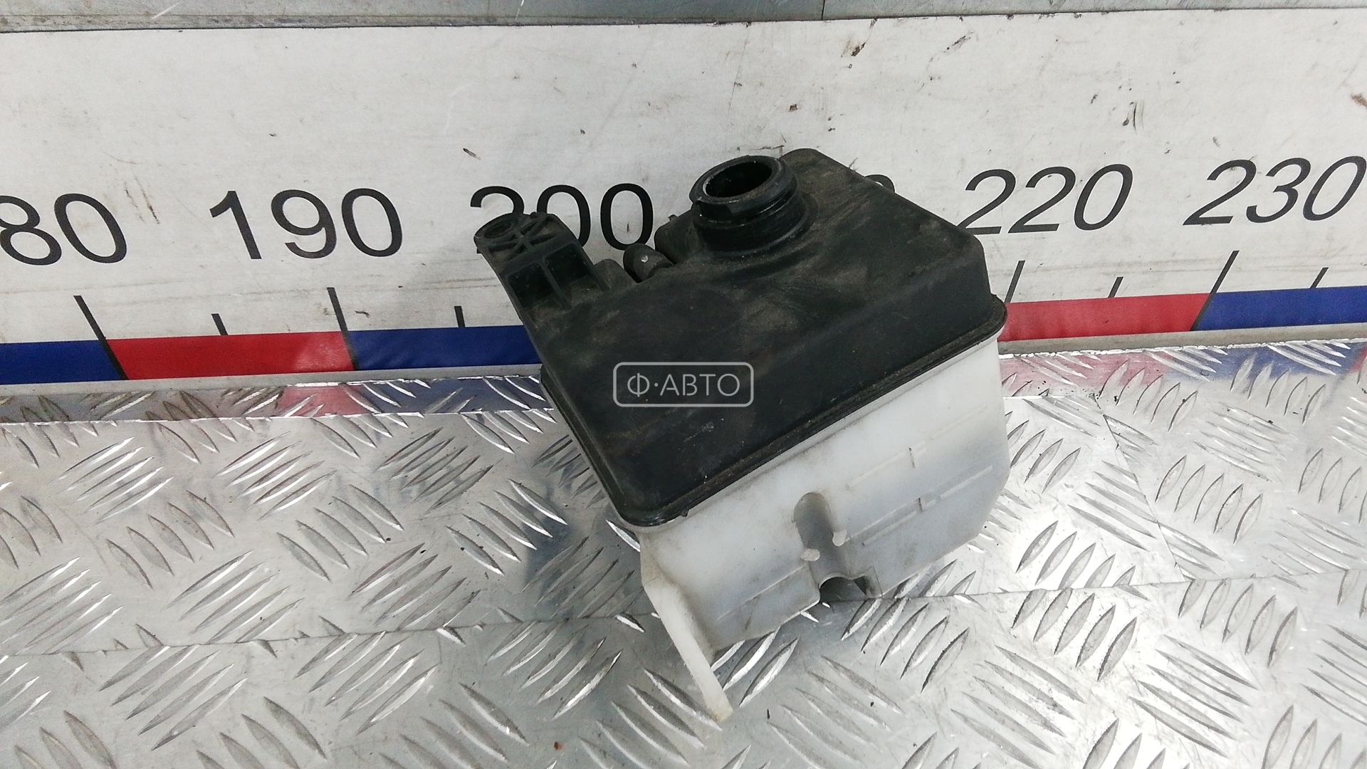 Бачок расширительный