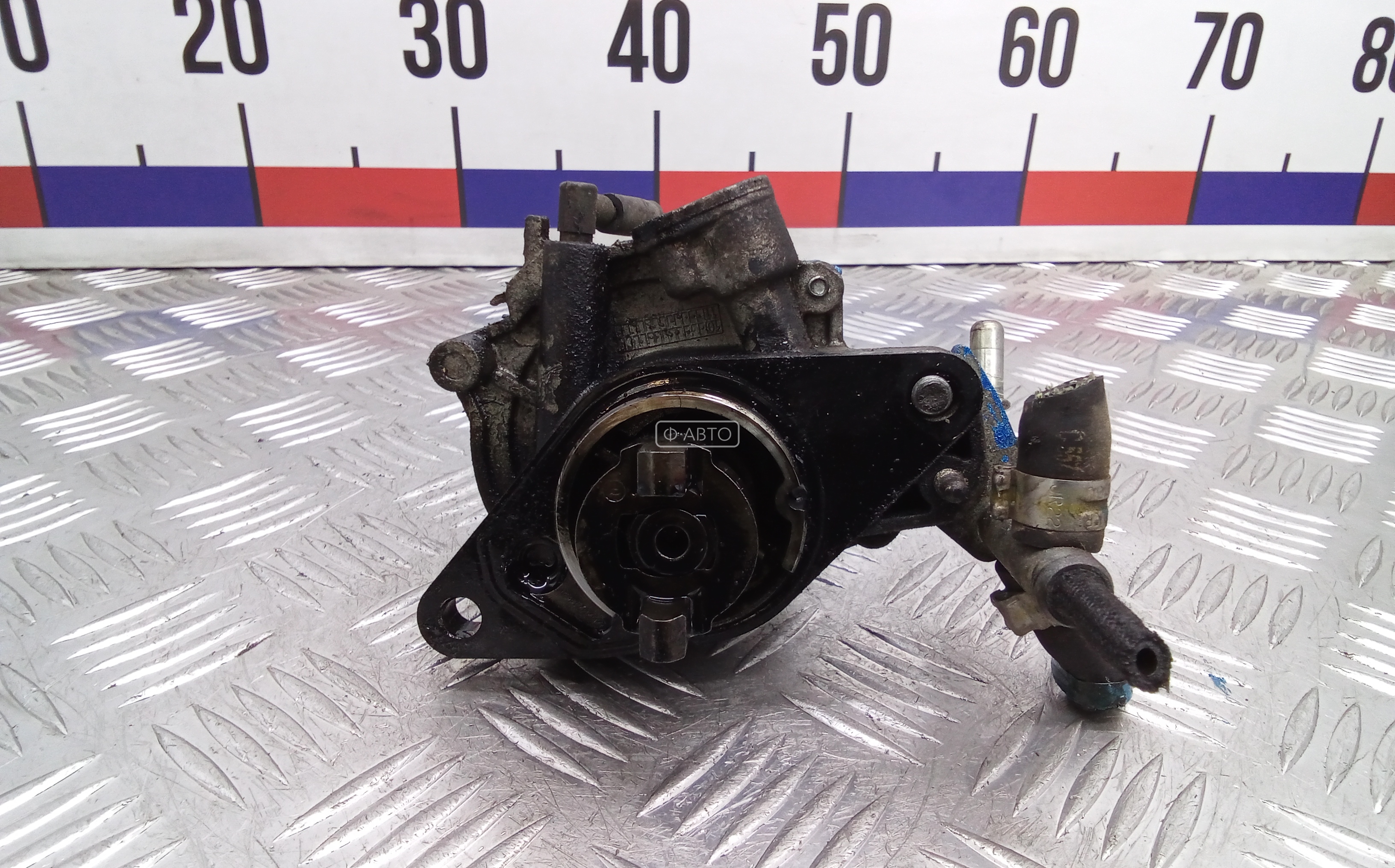 Насос вакуумный