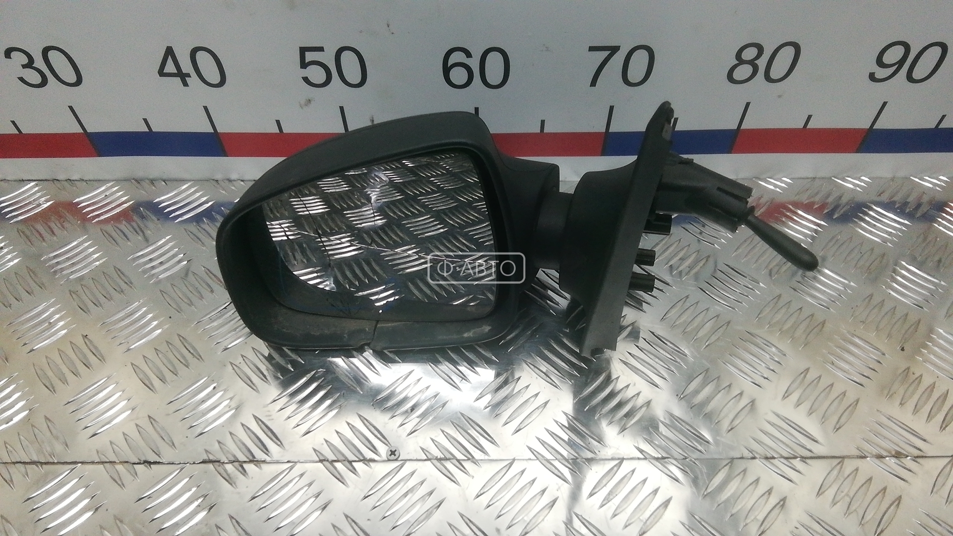 Зеркало наружное левое
