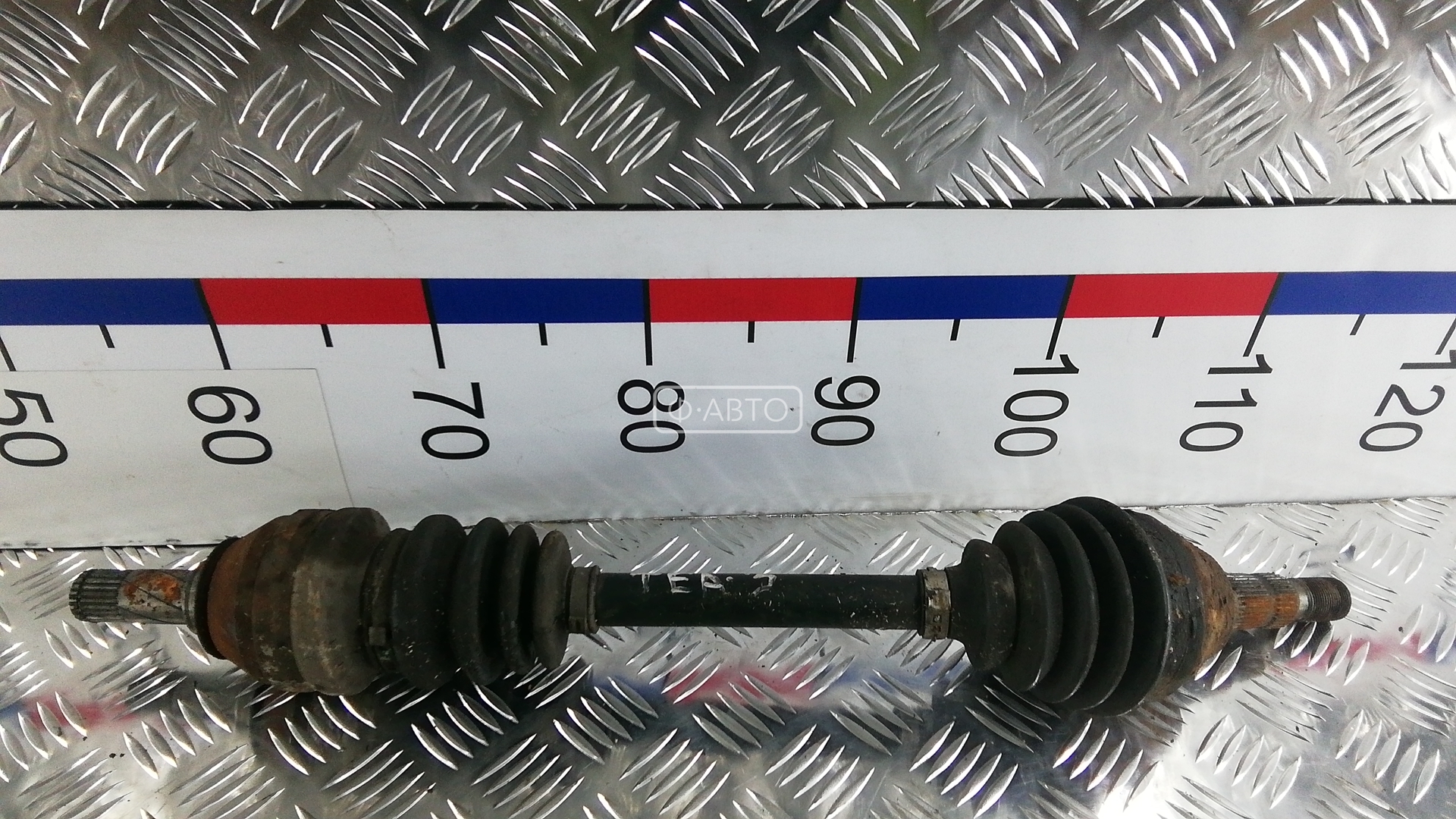 Привод передний левый