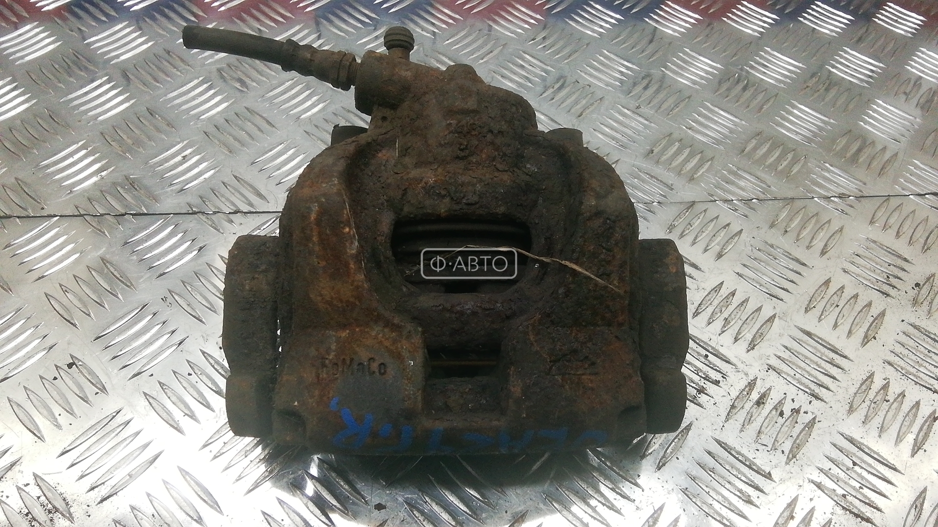 Суппорт тормозной передний правый