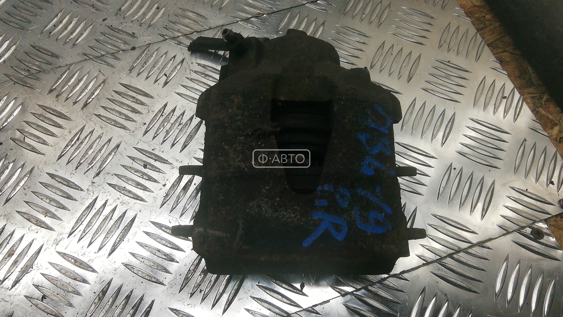 Суппорт тормозной передний правый