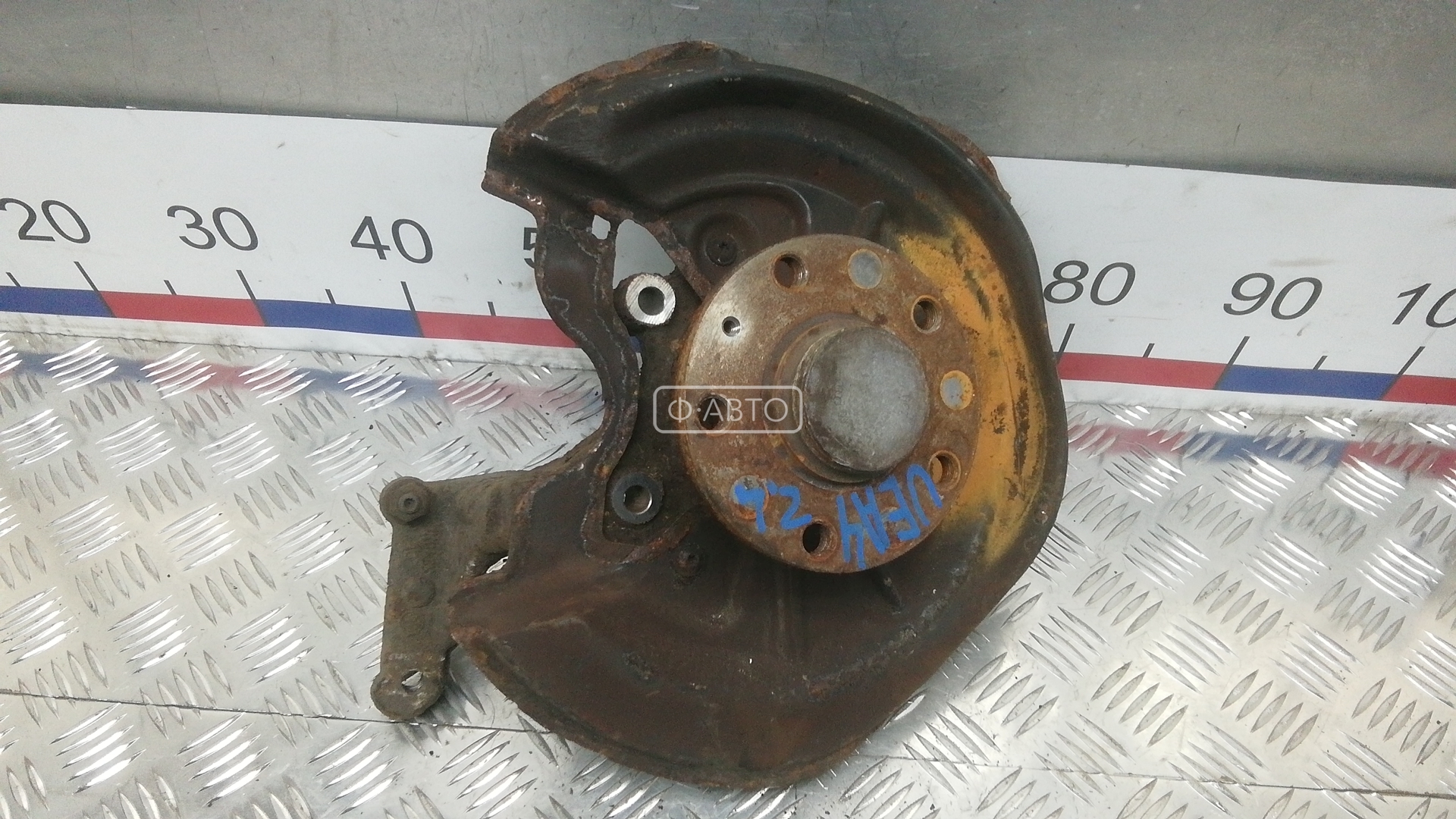 Ступица задняя левая