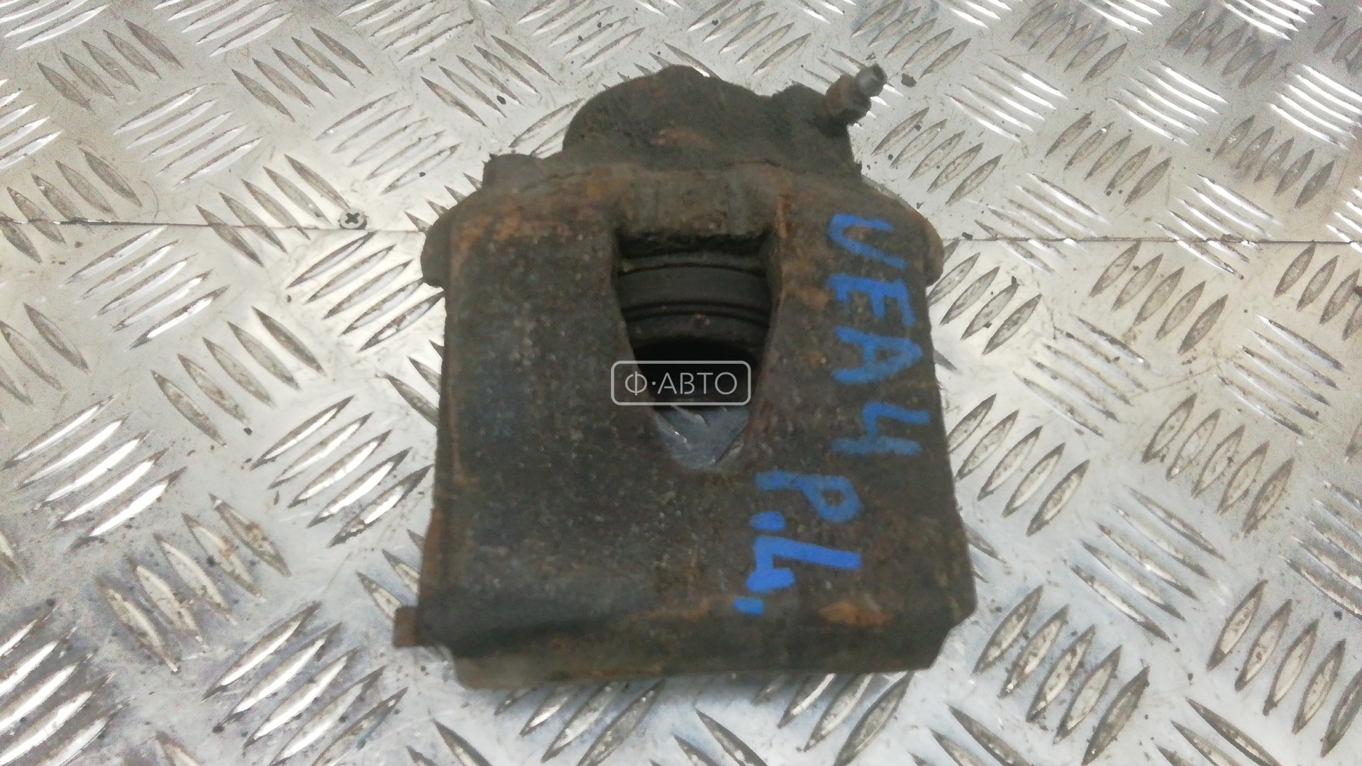 Суппорт тормозной передний левый