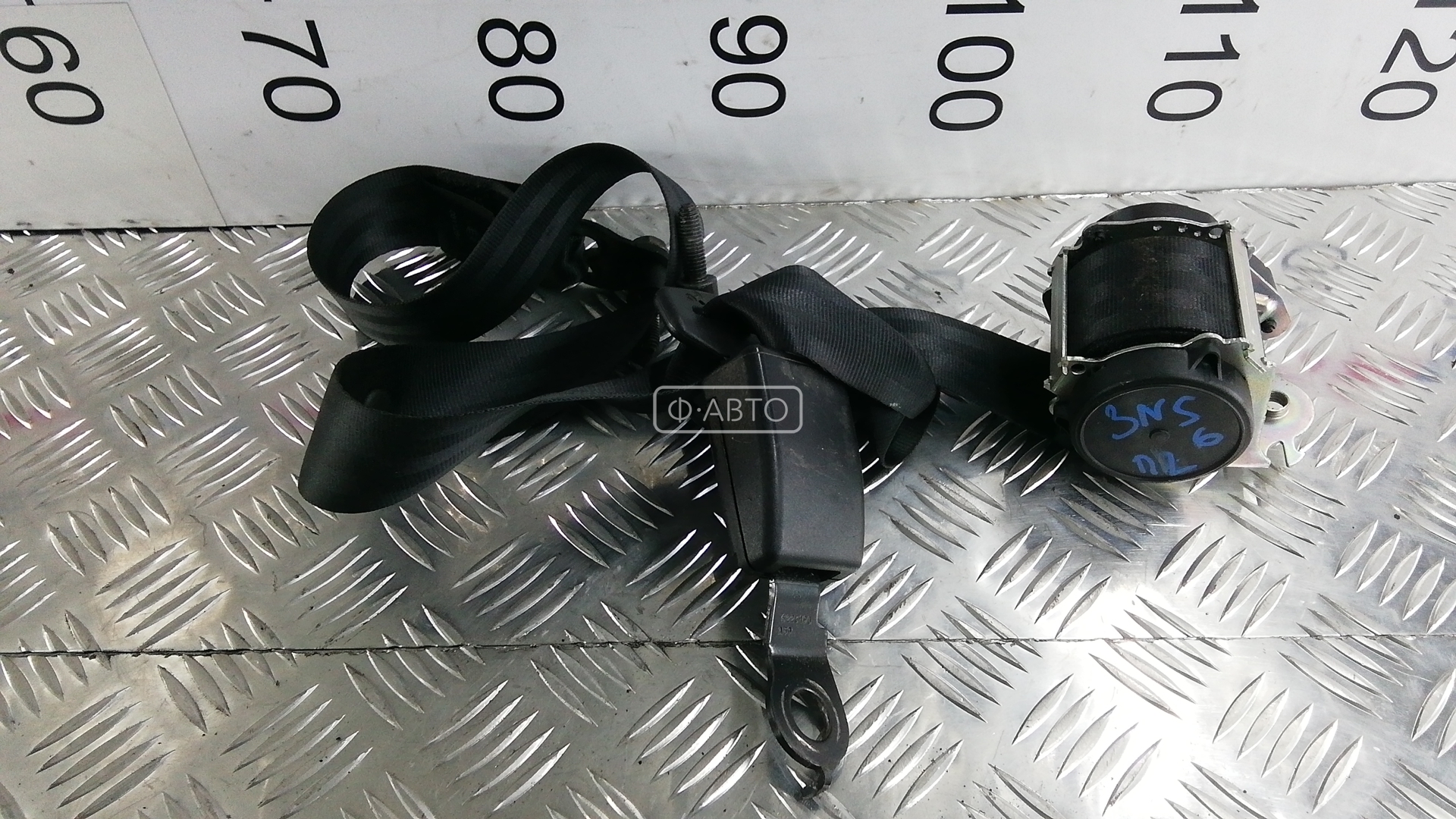 Ремень безопасности с пиропатроном сиденья переднего