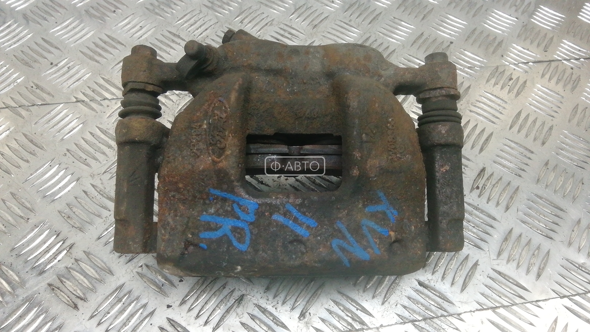 Суппорт тормозной передний правый