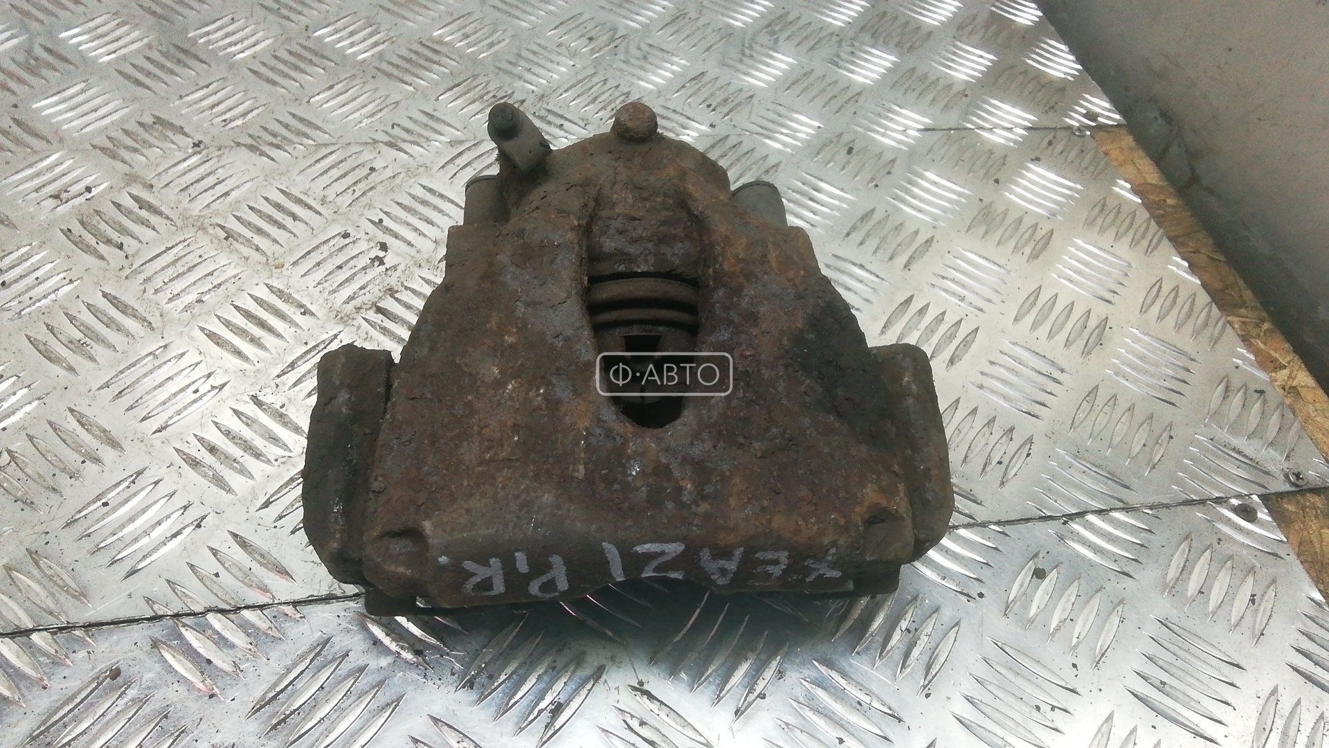 Суппорт тормозной передний правый