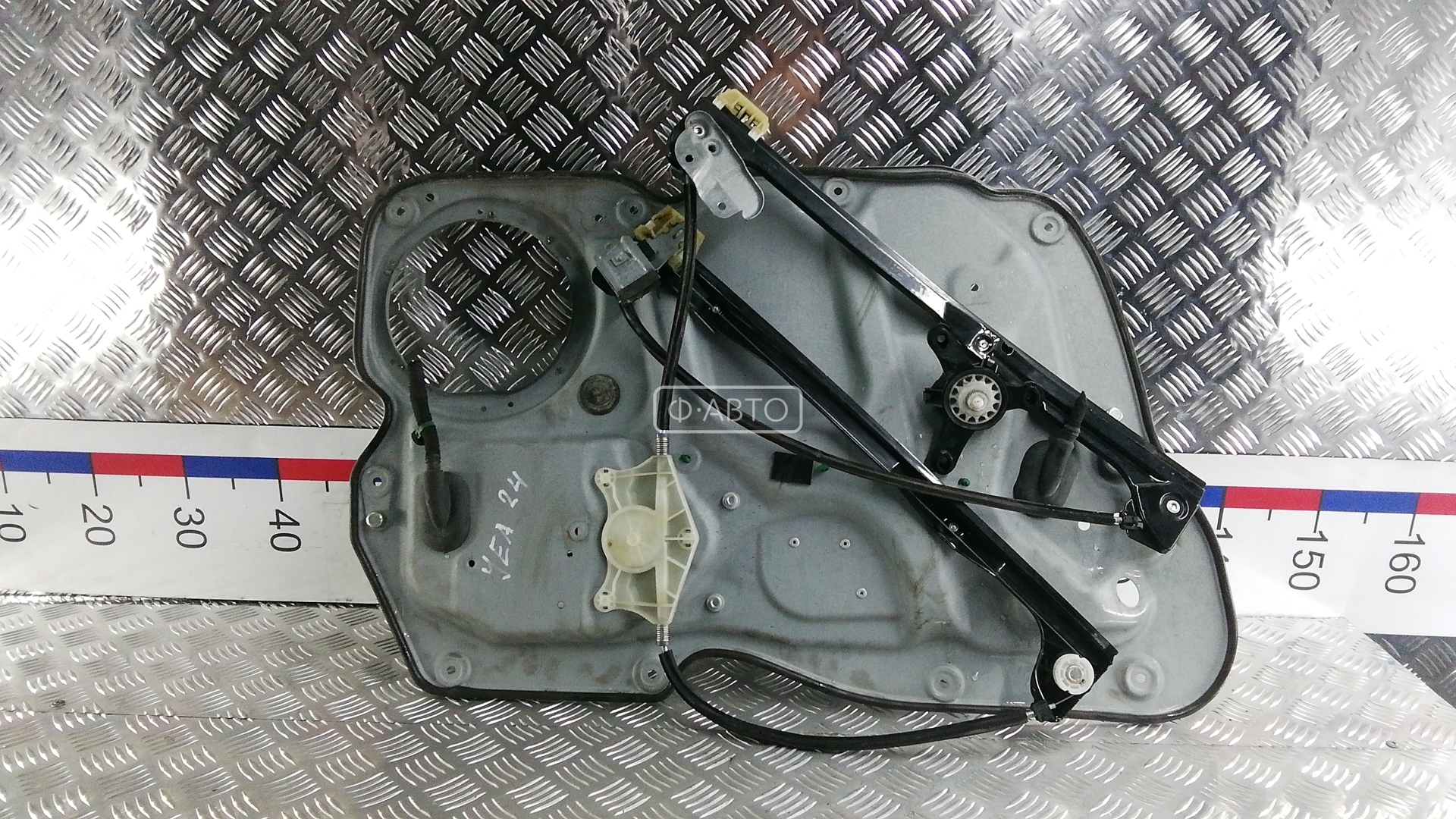 Стеклоподъемник передний правый