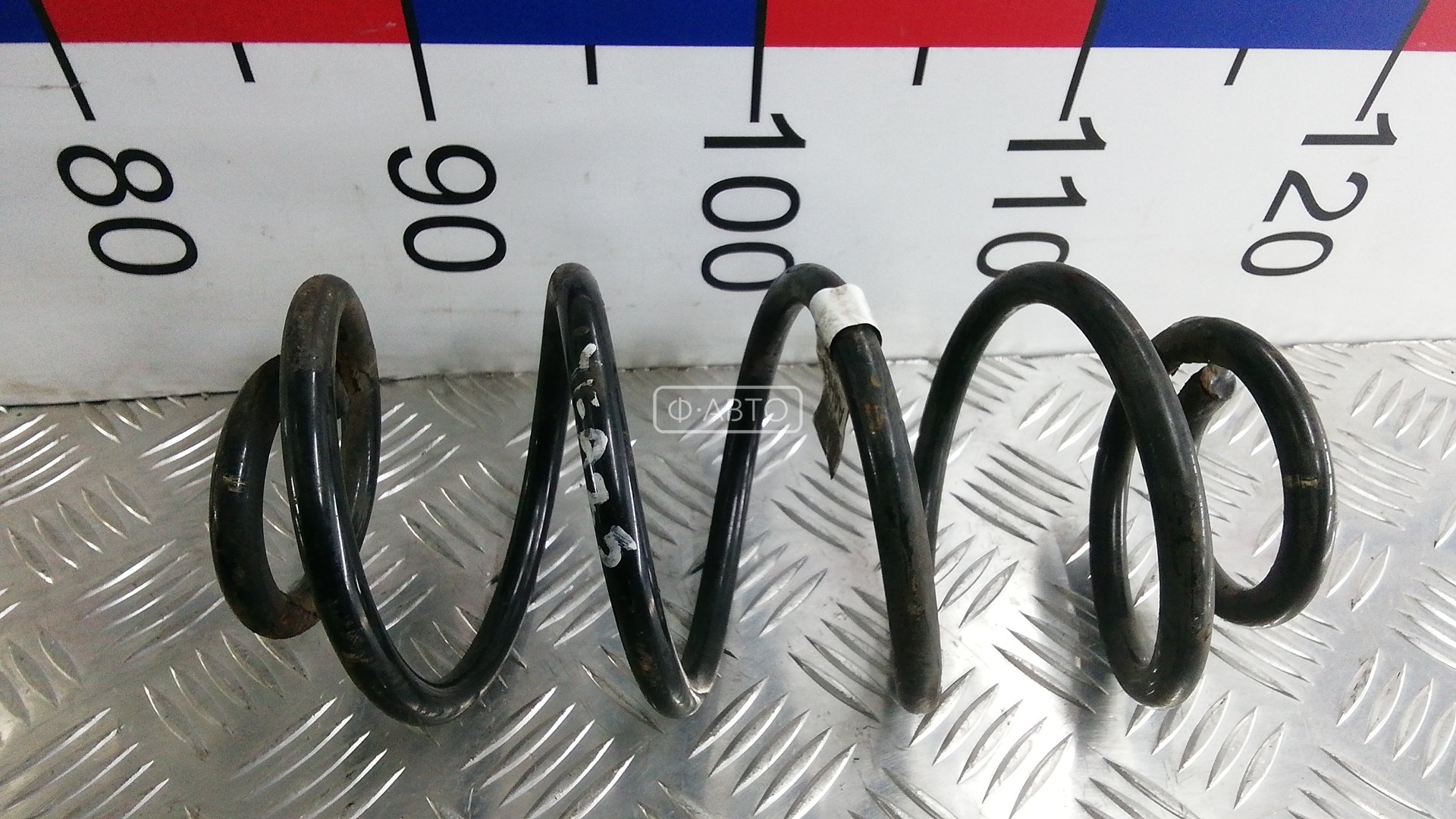 Пружина задняя