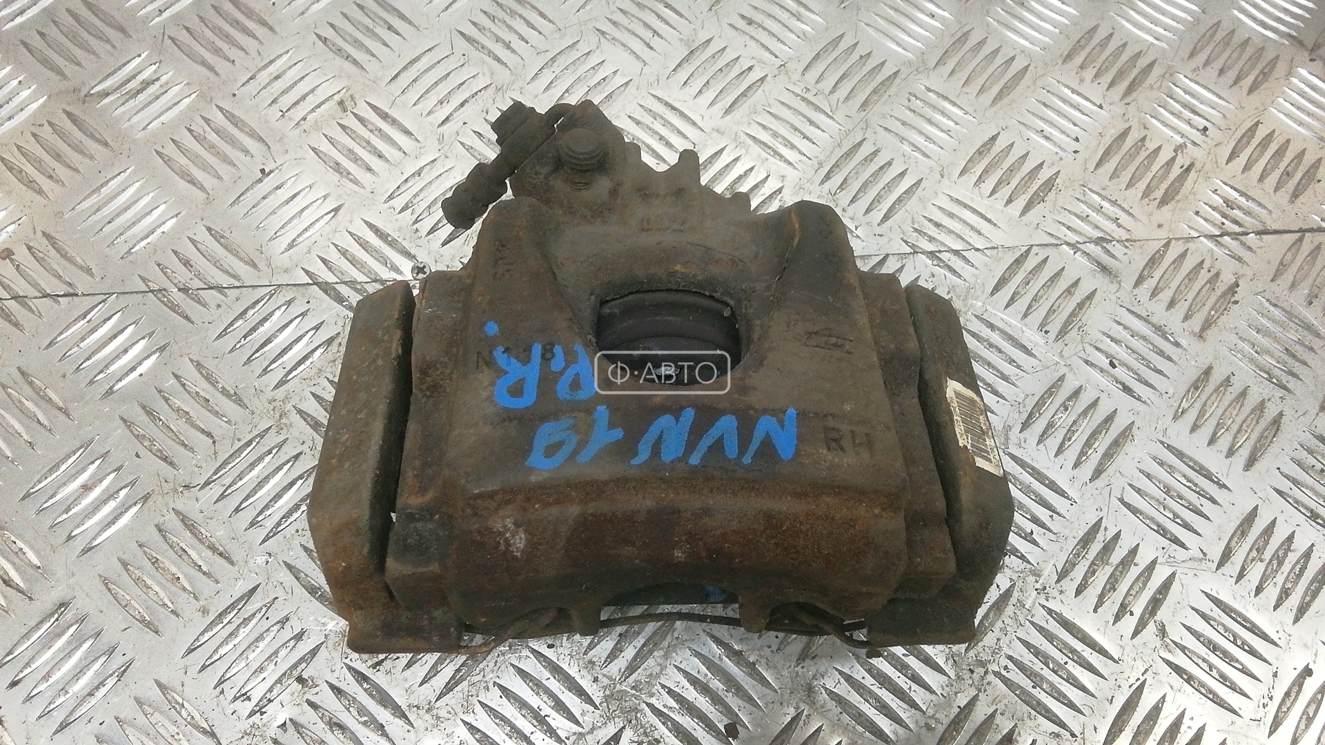 Суппорт тормозной передний правый