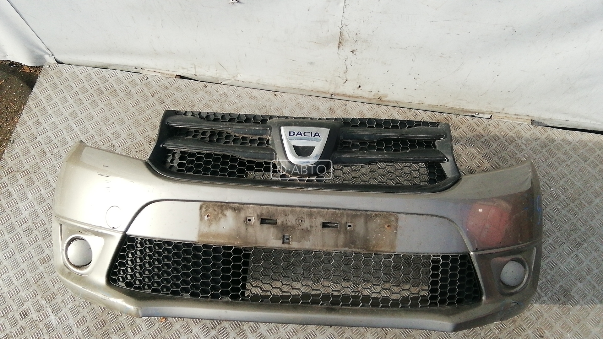 Бампер передний